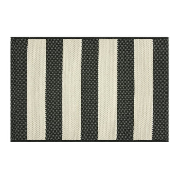 Mainstays 24" x 36" Black & White Cabana Stripe Outdoor Scatter Rug | Walmart (US)