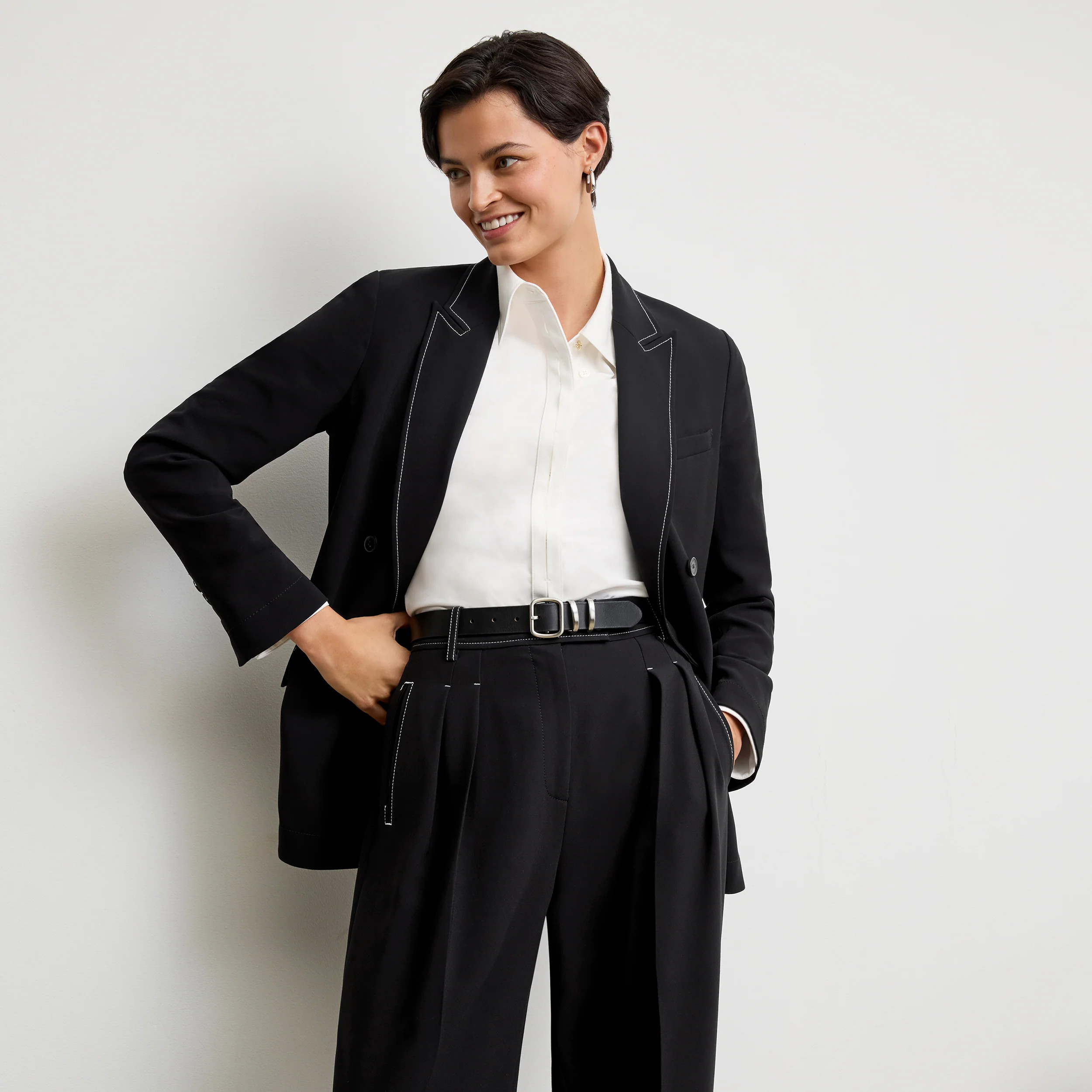 O'Hara Boyfriend Blazer - Everyday Crepe with Topstitch :: Black | MM LaFleur