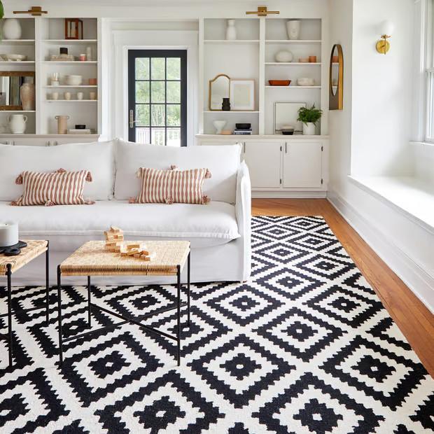 Black Scandinavia Diamond 6' x 9' Area Rug | Rugs USA