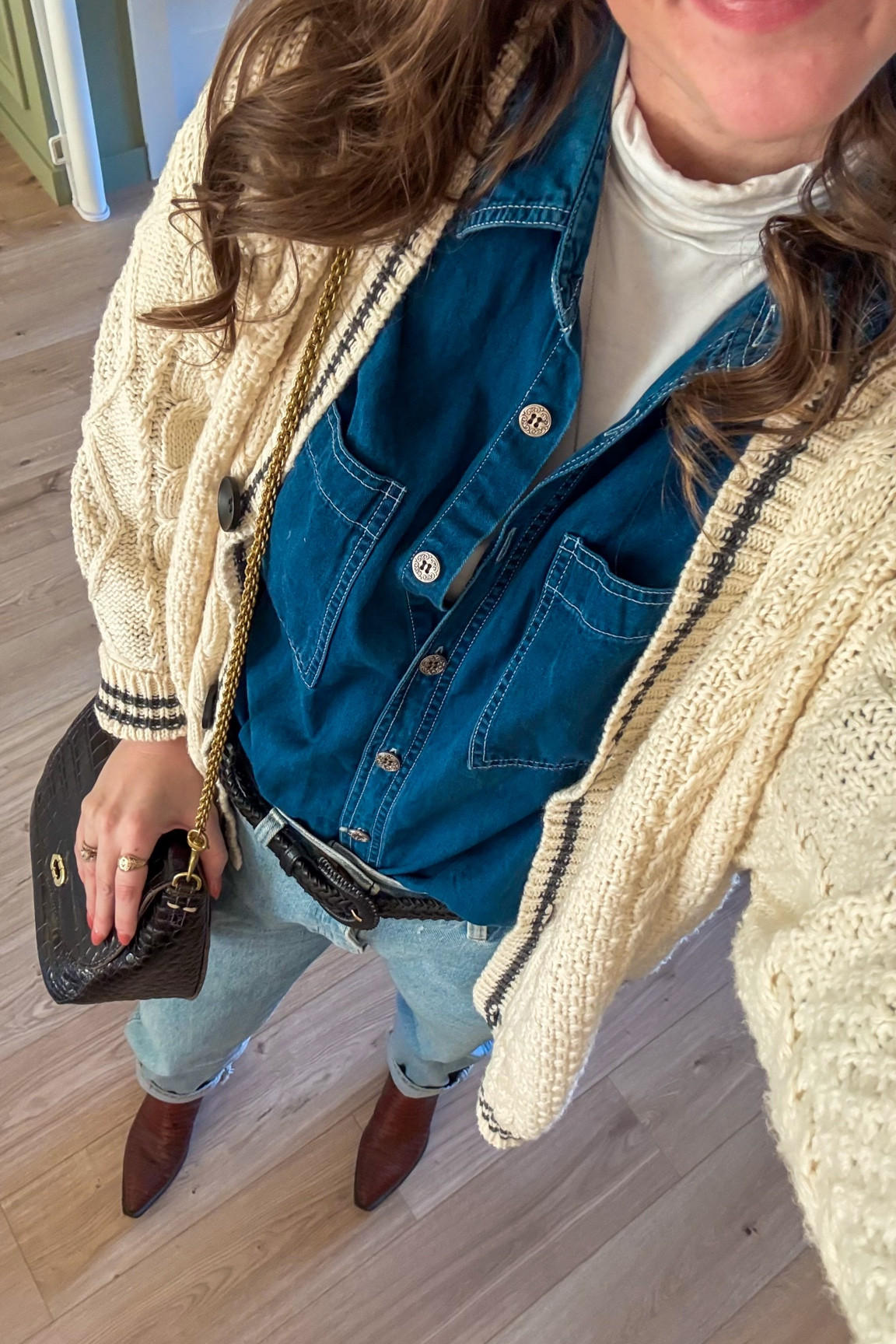 Today’s cool mom winter outfit because it’s currently only 36 out! 🥶 

#LTKStyleTip #LTKSeasonal #LTKFindsUnder50
