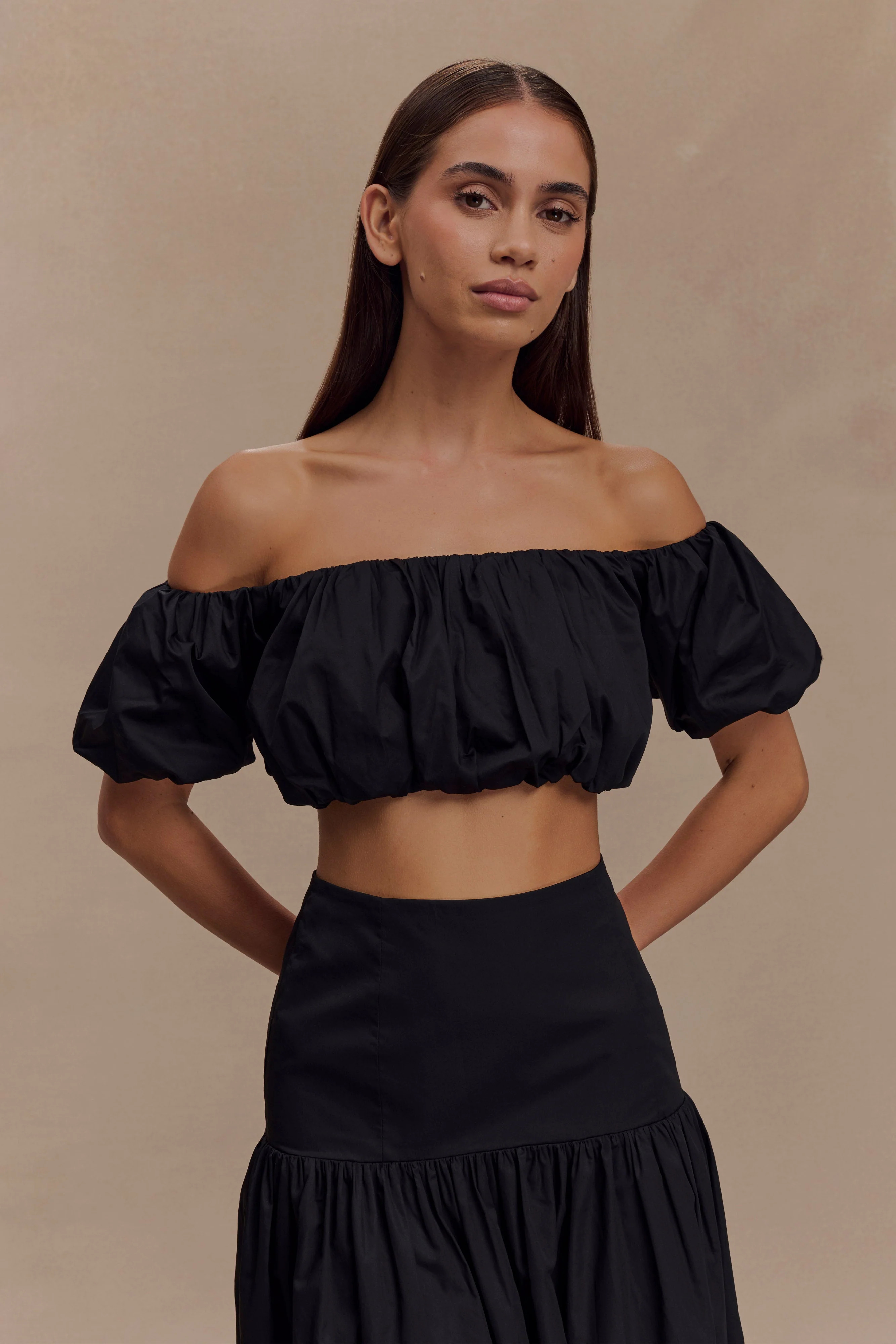 Autumn Off Shoulder Bubble Top - Black | MESHKI US