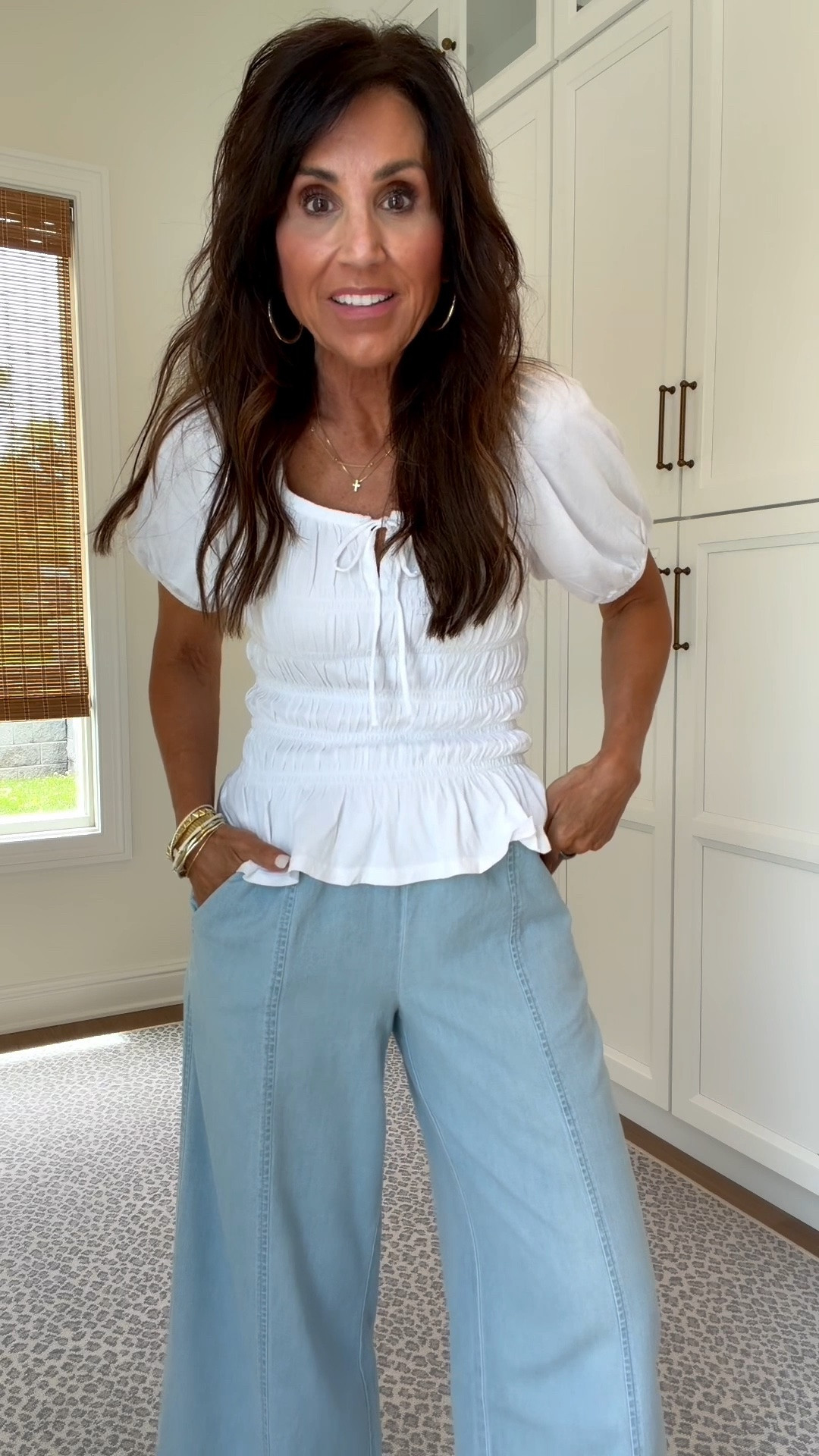 LOFT has 50% off

Pants- XS
Top -Small

#LTKSeasonal #LTKOver40 #LTKSaleAlert