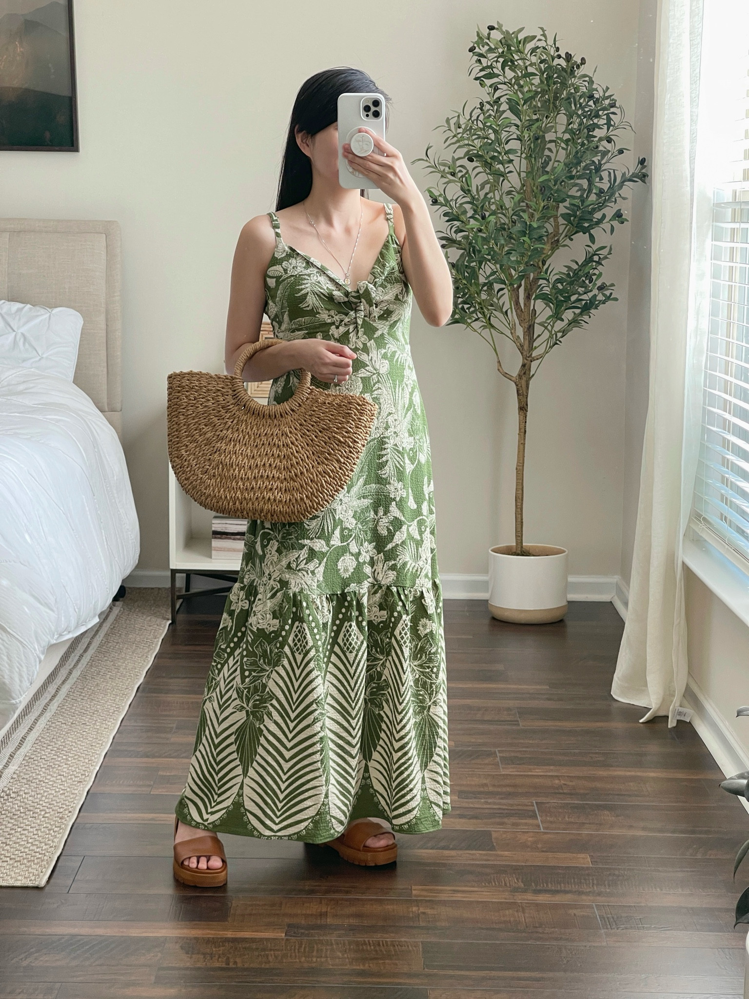 Farm Rio designer dress dupe!!! 💚 Under $30 Walmart fashion find! 😍 This tropical dress would be perfect for summer vacation! 🌴☀️🥥   #lookforless

• light & breezy
• side pockets
• petite friendly

#LTKFindsUnder50 #LTKSaleAlert #LTKSeasonal
