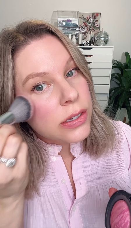 Blush layering can really work several different ways, but this is how I like to do it! Let me know if you have any questions and follow her easy and everyday makeup! 

#blushlayering #blushtip #blushtips #easymakeuptutorial #everydaymakeup 

#LTKFind #LTKunder50 #LTKbeauty