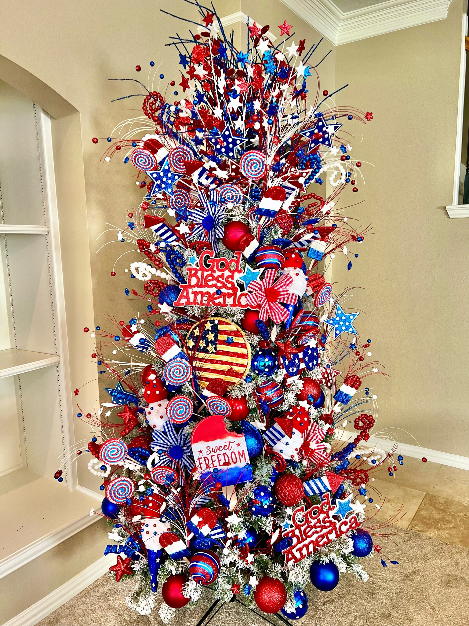 Shop our patriotic themed tree! ❤️🤍💙#LTKhome #LTKfindsunder100

#LTKSeasonal