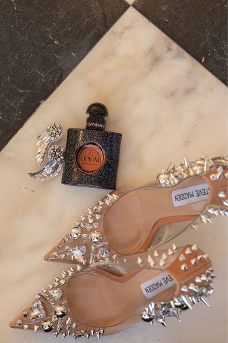 This is just the perfect combination for a luxury and beautiful date night!

Beauty gifts 
Gift guide 

@YSLBeauty #yslbeauty #giftedbyYSLbeauty

#LTKshoecrush #LTKbeauty

#LTKStyleTip #LTKWorkwear #LTKShoeCrush