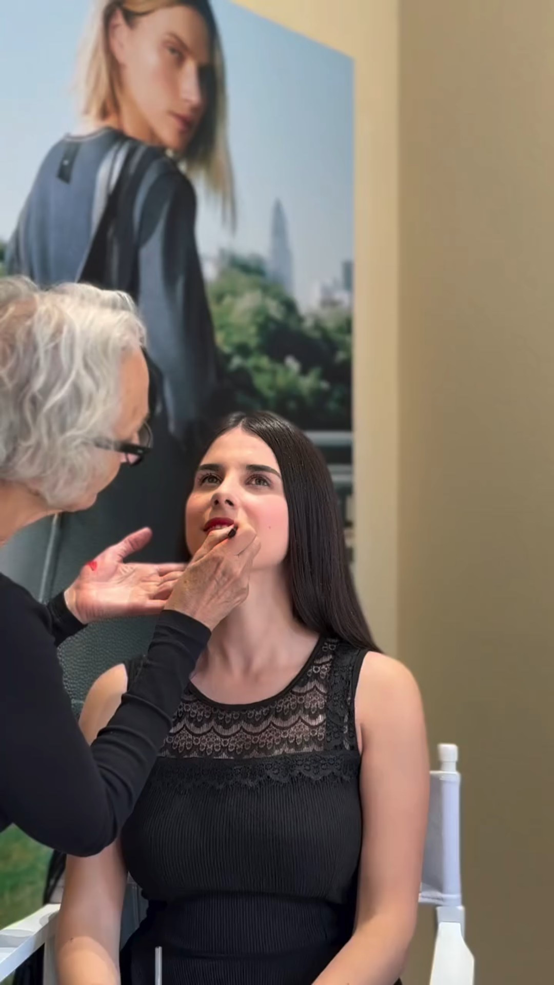 Getting my makeup done by the legendary Rose Marie Swift was magical!

Not only did I learn that I can totally pull off the “Ruby Moon” red shade of her Legendary Serum Lipstick, but I also got some great tips about the new RMS Cashmere Eyelights, and how a little goes a LONG way.

Also, how CUTE is the real life Ruby Moon??? Obsessed.

Want the link to the lipstick I’m wearing for 20% off? Comment LIPSTICK and I’ll send it to you directly!

#rmsbeauty #redlip #rosemarieswift #cleanbeauty #cleanbeautyqueen #celebritymakeupartist #cleanlipstick #cleaneyeshadow #cleanbeautyproducts #cuyana