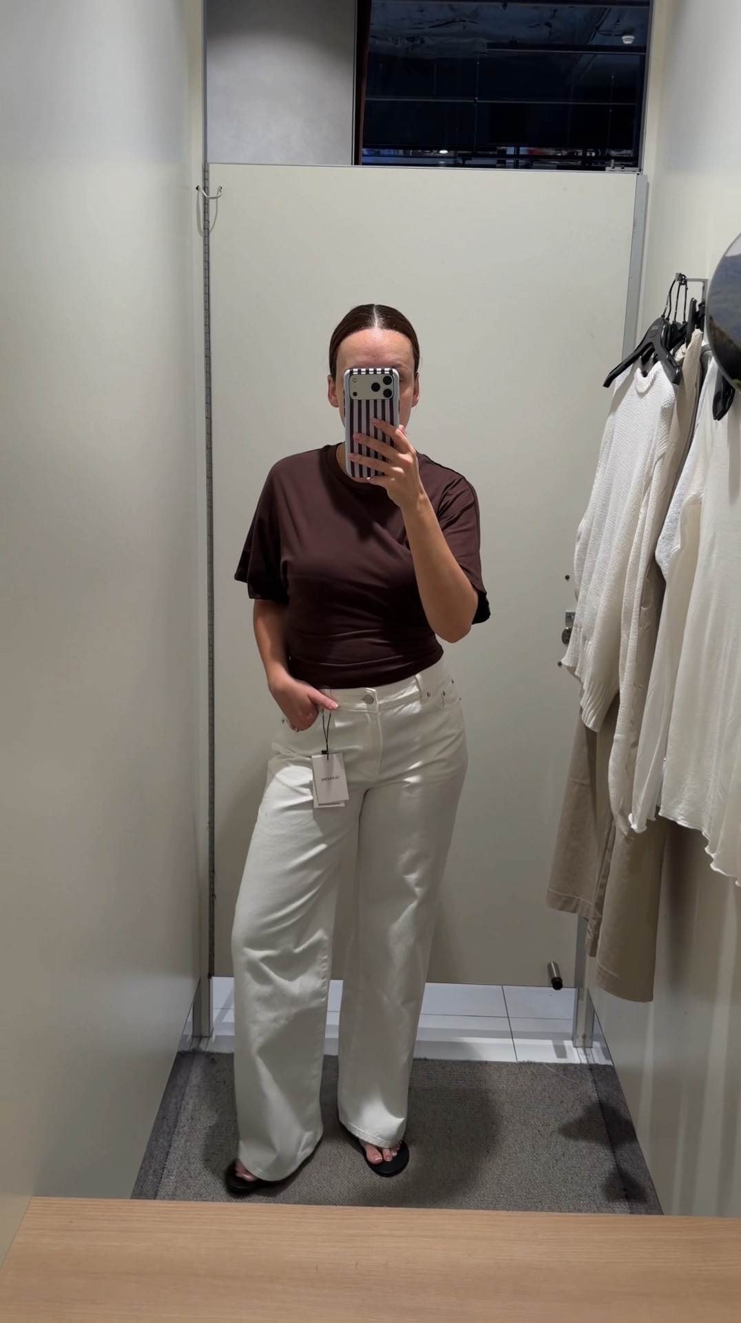 Everything I tried on in glassons
Track set size S bottoms size M top
Size 10 jeans (no size 8 in stock)
Size S in the brown top
Size S in the v neck tops (tank and white one at the end)
Size 8 in the parachute pantss
Size XS in the sheer top (too small, needed my true size S) 

#LTKaustralia #LTKautumn