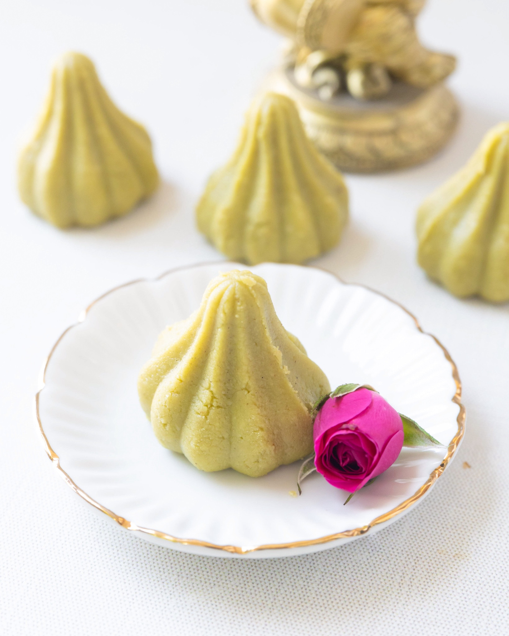Pistachio Modaks: sharing a few things that I used to make these #ltkfood 

#LTKFamily