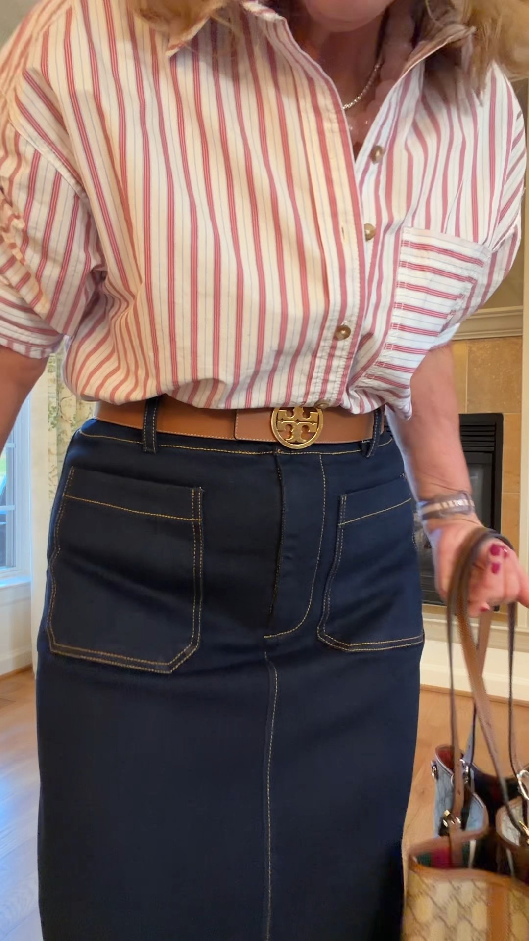 Blouse size medium and it runs generous 
Denim skirt true to size 


Anthropologie Colette skirt spring blouse reversible belt 

#LTKSeasonal #LTKOver40 #LTKWorkwear