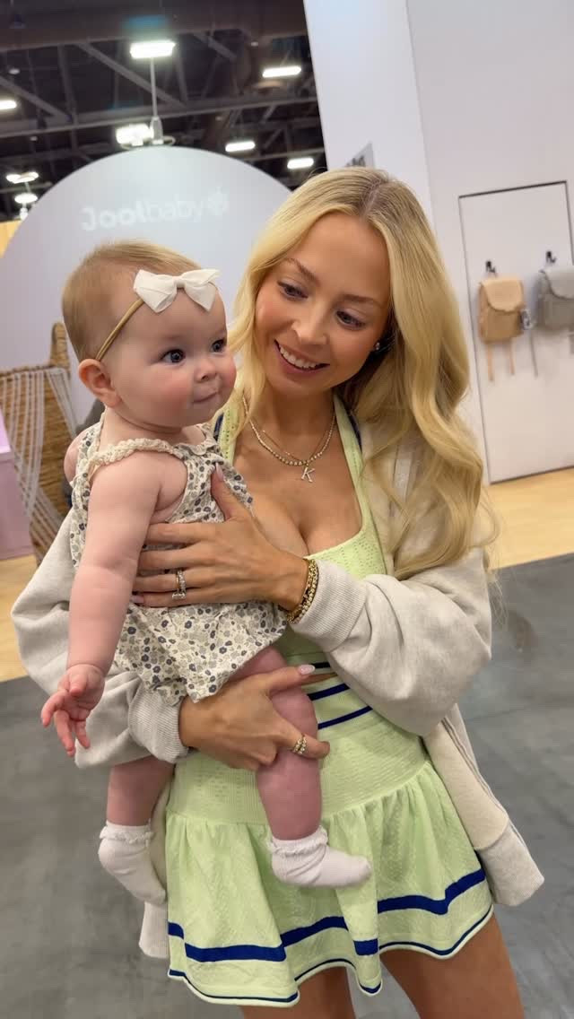 Sutton’s face when she got her FIRST big girl car seat! 🥹🥰 backstory ::: We were invited to attend the ABC Kids Expo in Vegas this year which is the BIGGEST expo in the US for baby/kids products. We are so excited because being parents to 2 babies, we spend a lot of time researching baby products, and we couldn’t wait to meet the teams behind each one. First we stopped at Itzy Ritzy which has my favorite teethers! I have so many for the babies, and was on cloud 9 to see them all in one place! They gave us one to surprise Sutton with and it was so cute! Next we stopped at Bibs because they had a cute booth with giant baby pacifiers! The pacifier box combo caught my eye immediately and I went on and on about how smart it was! 😂😂 Then we stopped by Stokke and they noticed Sutton and surprised her with her FIRST big girl stroller! We put Sutton in and she was immediately so happy! 😂🤩 Then they showed us how it snaps open and my mind was blown. 😂 We went to many other booths and the vibes were just amazing. Everyone was so excited and passionate about their baby products, and we had an amazing time! Definitely putting ABC Kids Expo on our bucket list for next year! 🤩 @theabcshow
#kayandtayofficial #abcshow2026

#LTKmomlife #LTKBaby #LTKootd