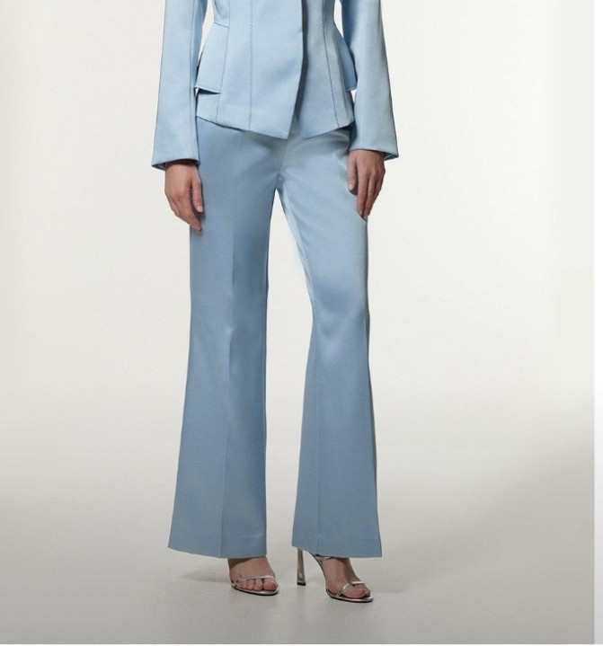 Structured Viscose Satin Stitch Detail Kickflare Trouser

#LTKstyletip #LTKover50style #LTKeurope