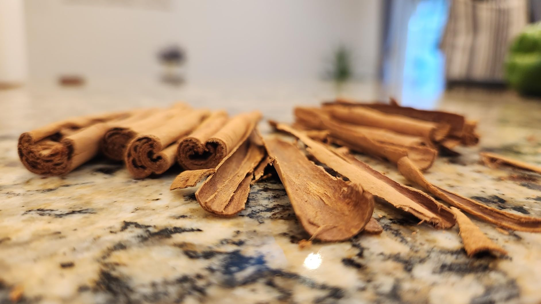 Organic Ceylon cinnamon sticks, True or Real Cinnamon, Premium Grade, Harvested from a USDA Certi... | Amazon (US)
