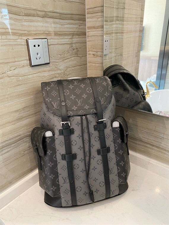 2021 the latest trend of men and women with the same backpack | Etsy (US)