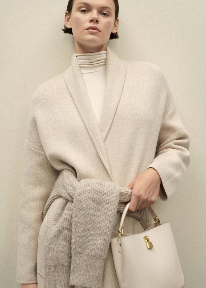 Mini-shopper with rear padlock -  Woman | Mango Canada | Mango Canada