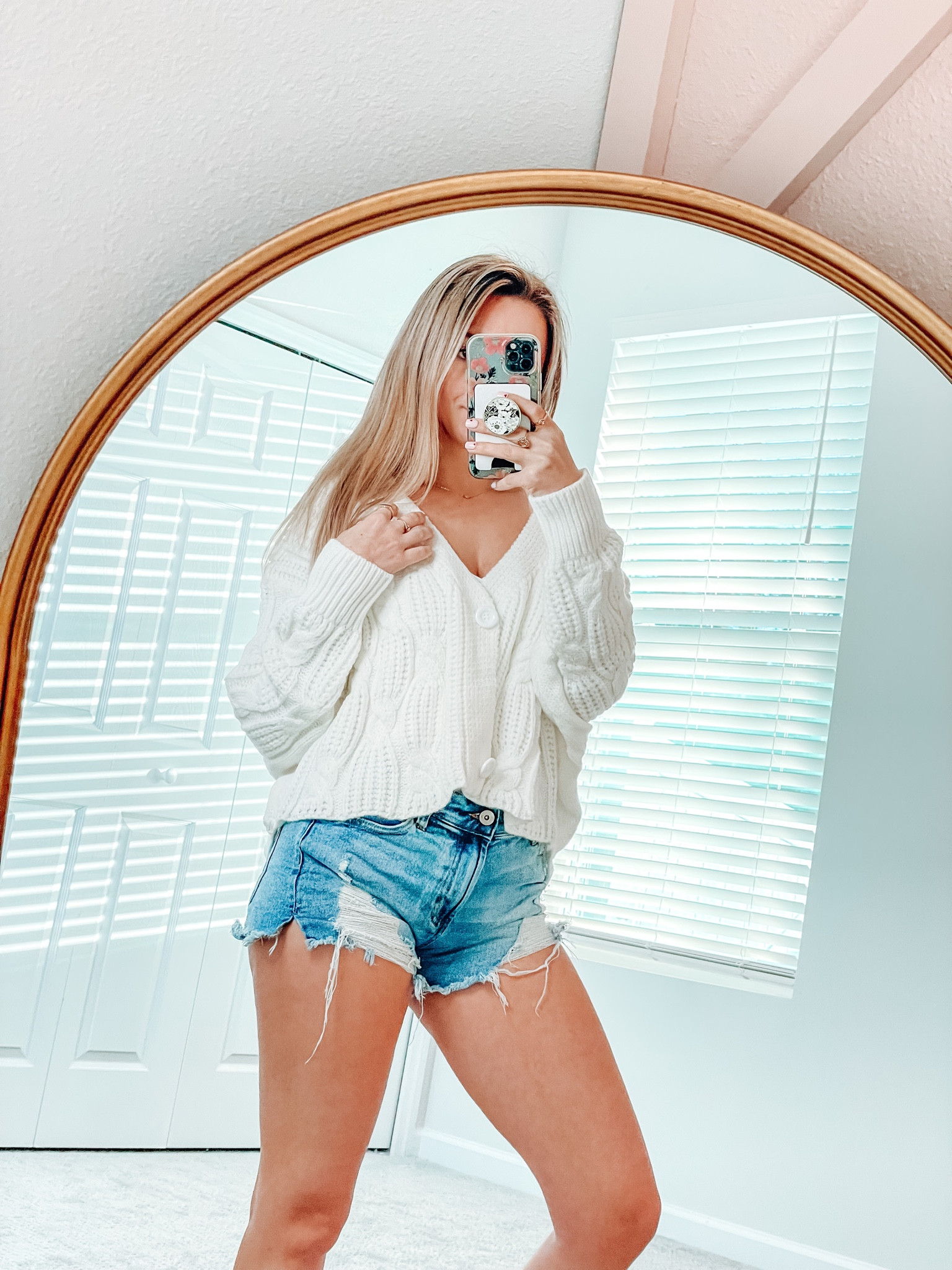 White sweater cardigan from Shein

#LTKfit #LTKSeasonal