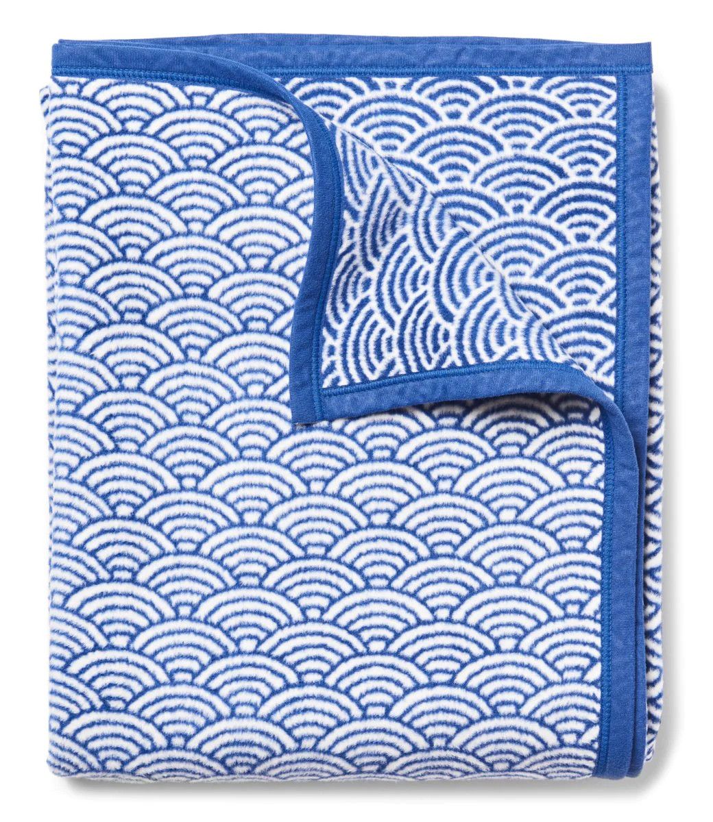 Brewster Scallops Blue Blanket | ChappyWrap