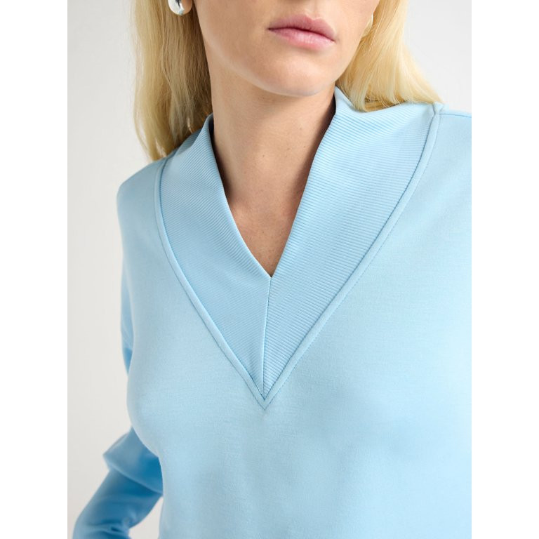 Scoop Women's and Women's Plus Ultimate ScubaKnit V-Neck Sweatshirt, Sizes XS-4X - Walmart.com | Walmart (US)