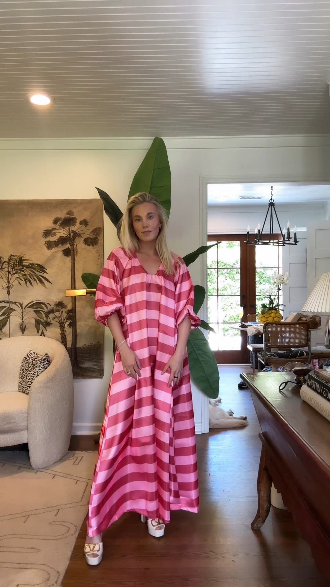 This dress was $31. I repeat— this dress was $31 !!!!

 Comes in green/blue and pink/green