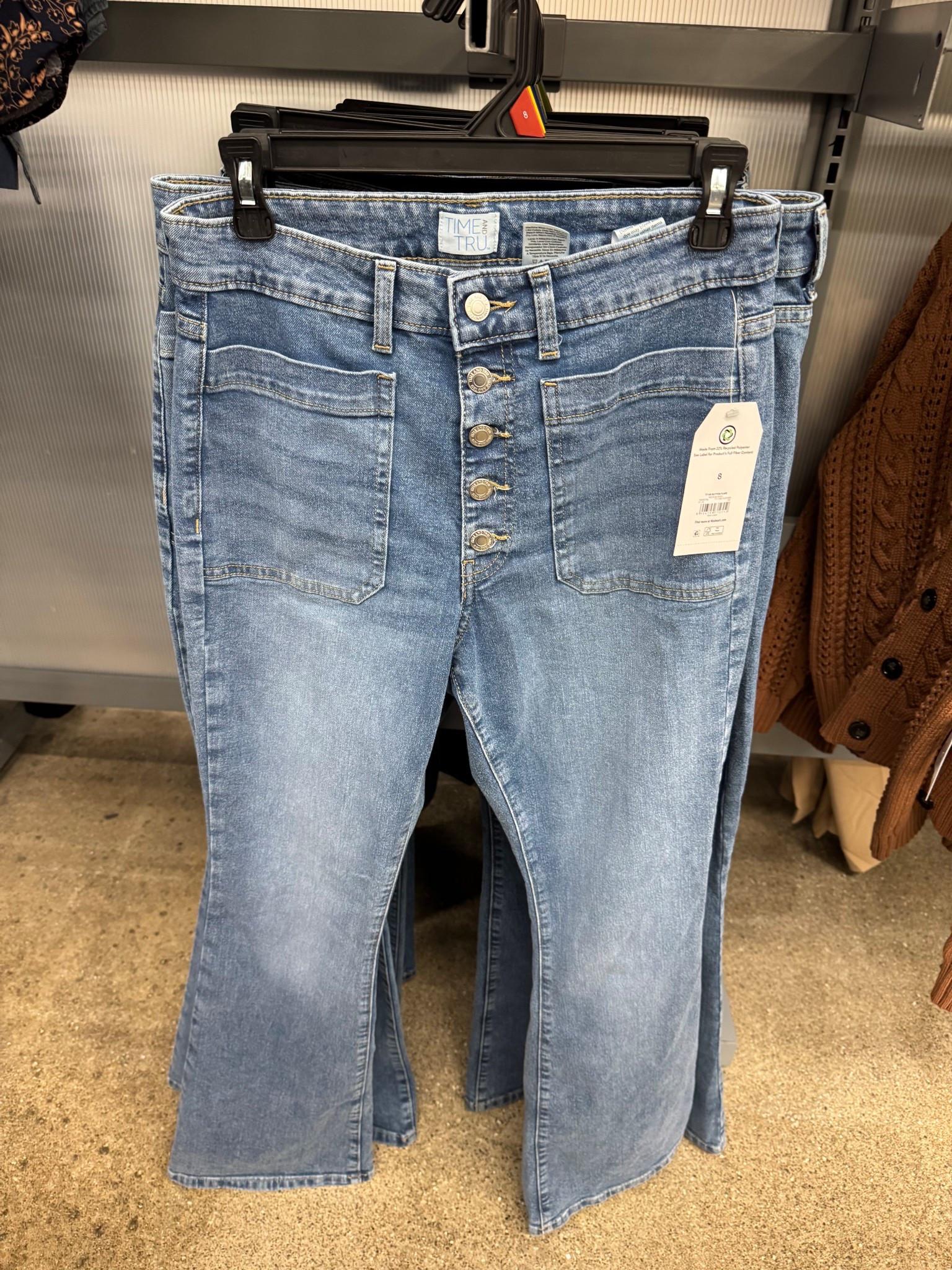 Walmart Time and Tru Women's Patch Pocket Flare Jeans, 31" Inseam, Sizes 0-22

#LTKootd #LTKgrwm #LTKWorkwear