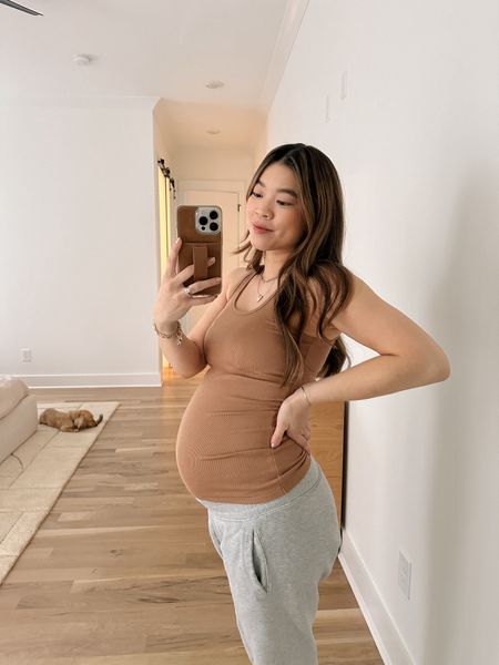 Loving this maternity bra and tank!! 

Tanks is perfect for the bump but also post pregnancy!! 

Tank: XS
Maternity bra: small 

maternity outfit ideas,maternity fashion,petite fashion, outfit ideas,how to dress cute pregnant,bump friendly outfit ideas, third trimester, maternity top

#LTKbump #LTKbaby