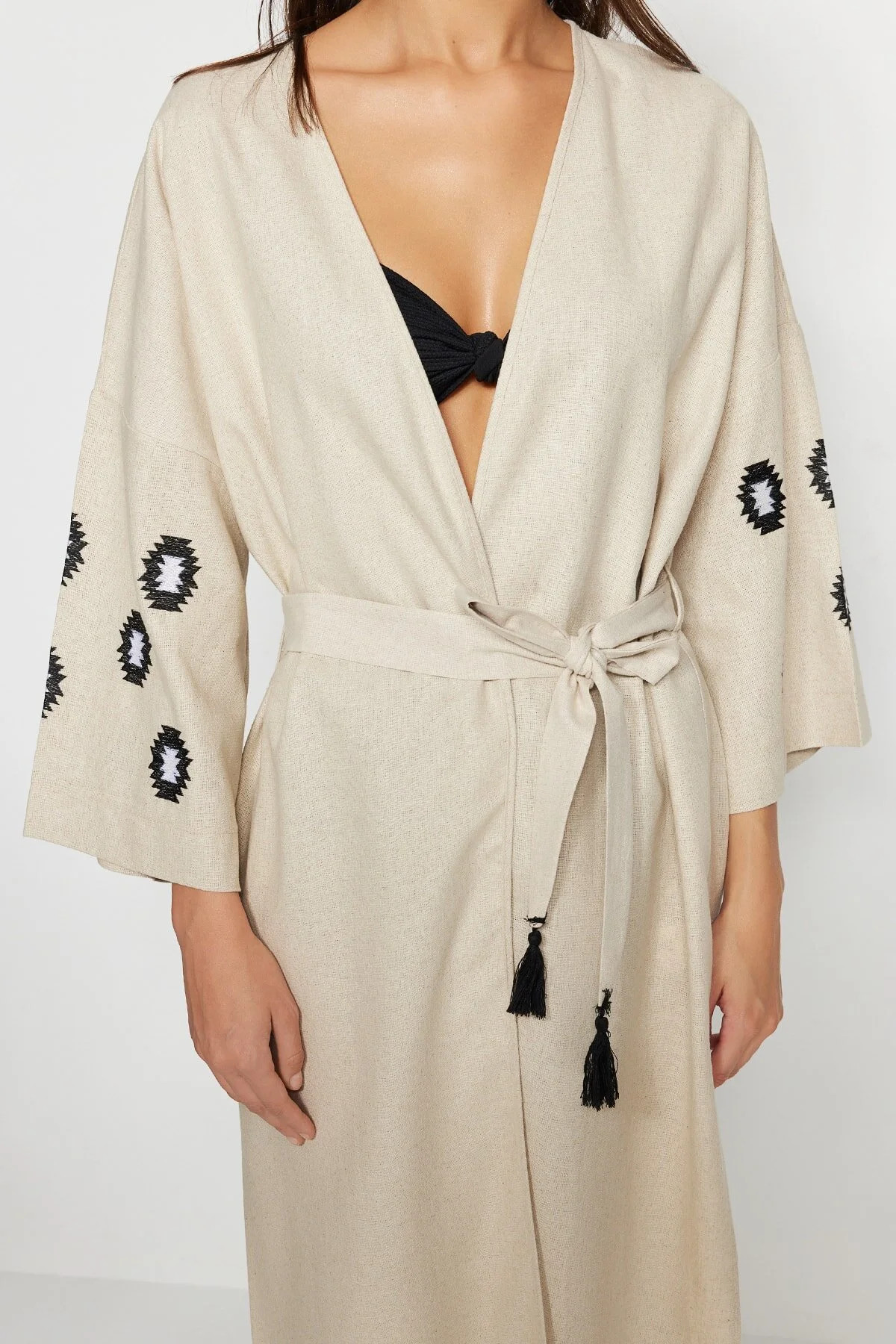 Trendyol CollectionKimono & Kaftan - Beige - Regular Fit | Trendyol DE