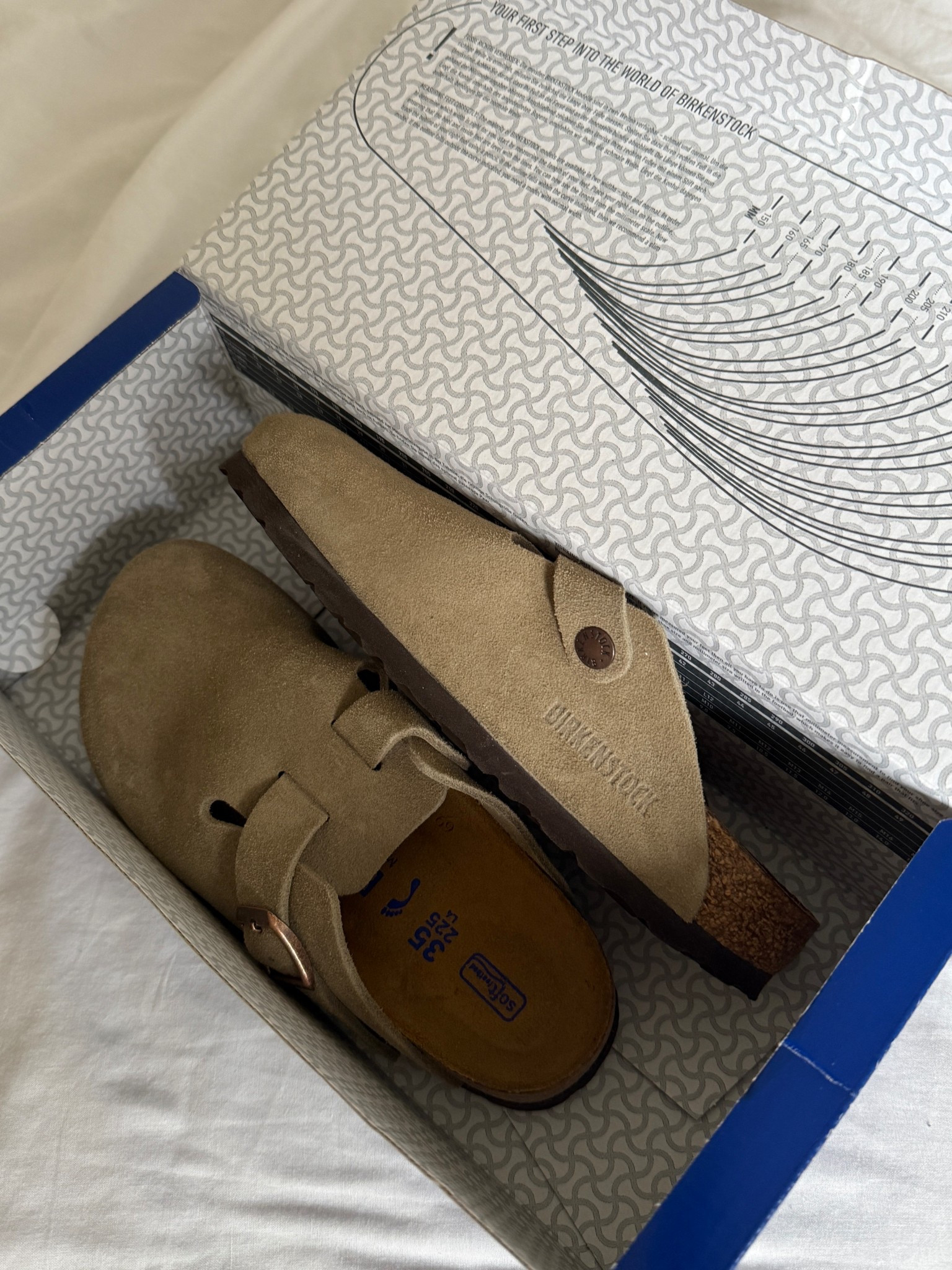 Birkenstock Boston clogge - perfect for summer and transitioning in to autumn 🫶🏼 #birkenstock #cloggs #bostons #summershoes #autumn #autumnshoes 

#LTKsummer #LTKshoes #LTKautumn