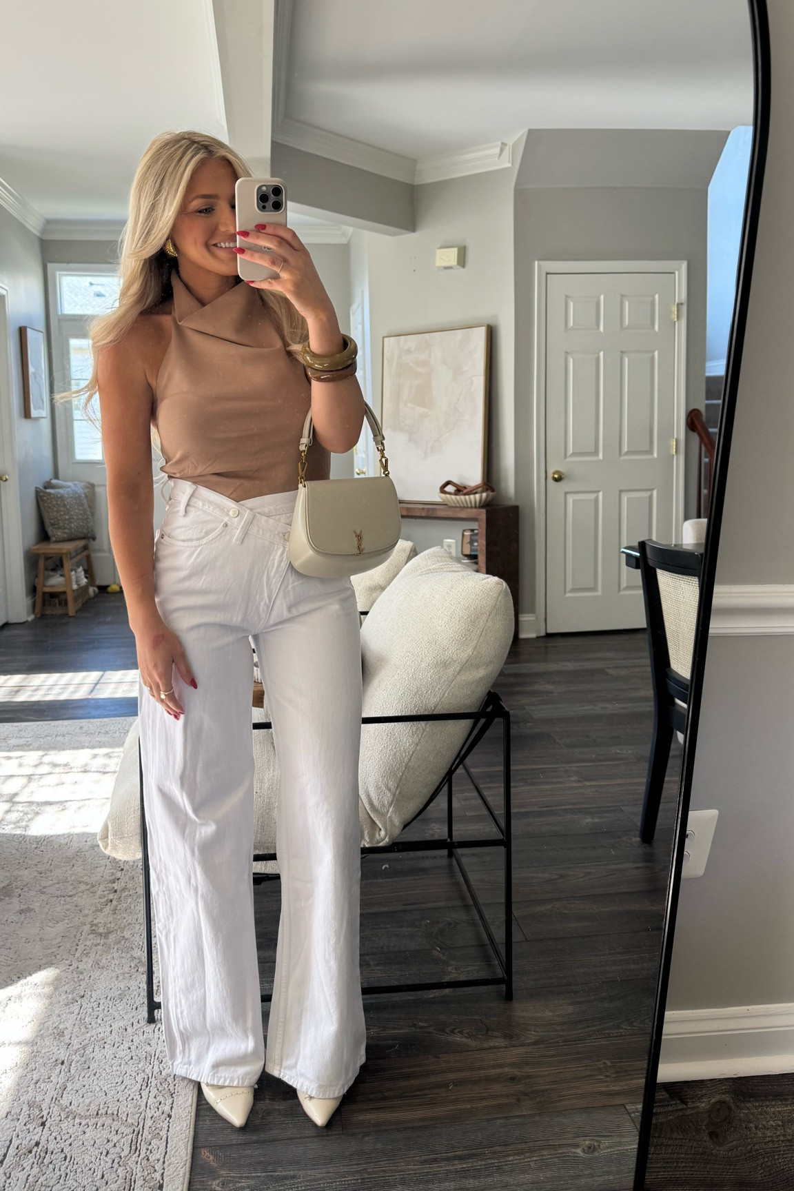 These crossover jeans are amazing- wearing a 28! This look was a top seller all last month. 

#LTKFindsUnder100 #LTKSeasonal #LTKStyleTip