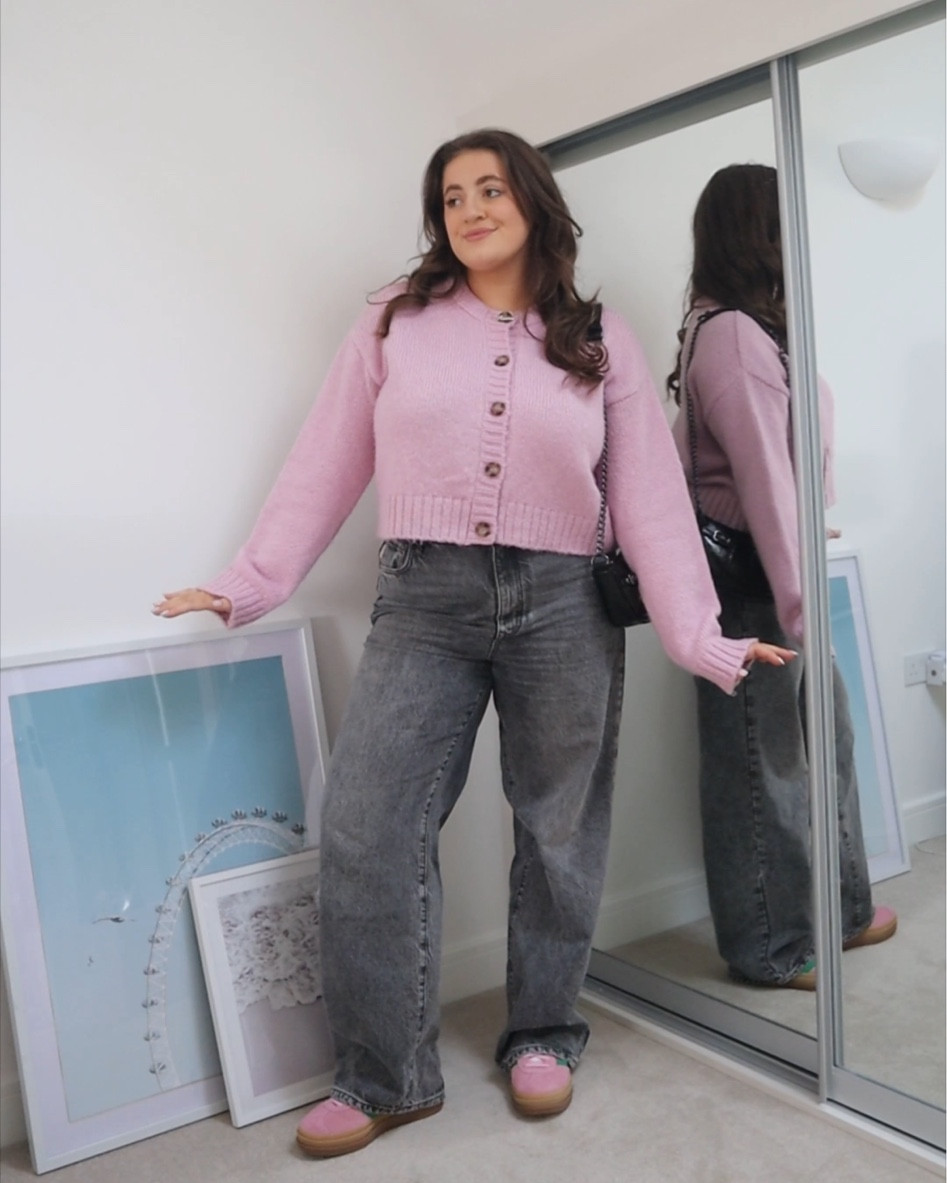 5 days of valentines day outfits day 2/5🎀🩷

#LTKSeasonal #LTKfindsunder50 #LTKmidsize