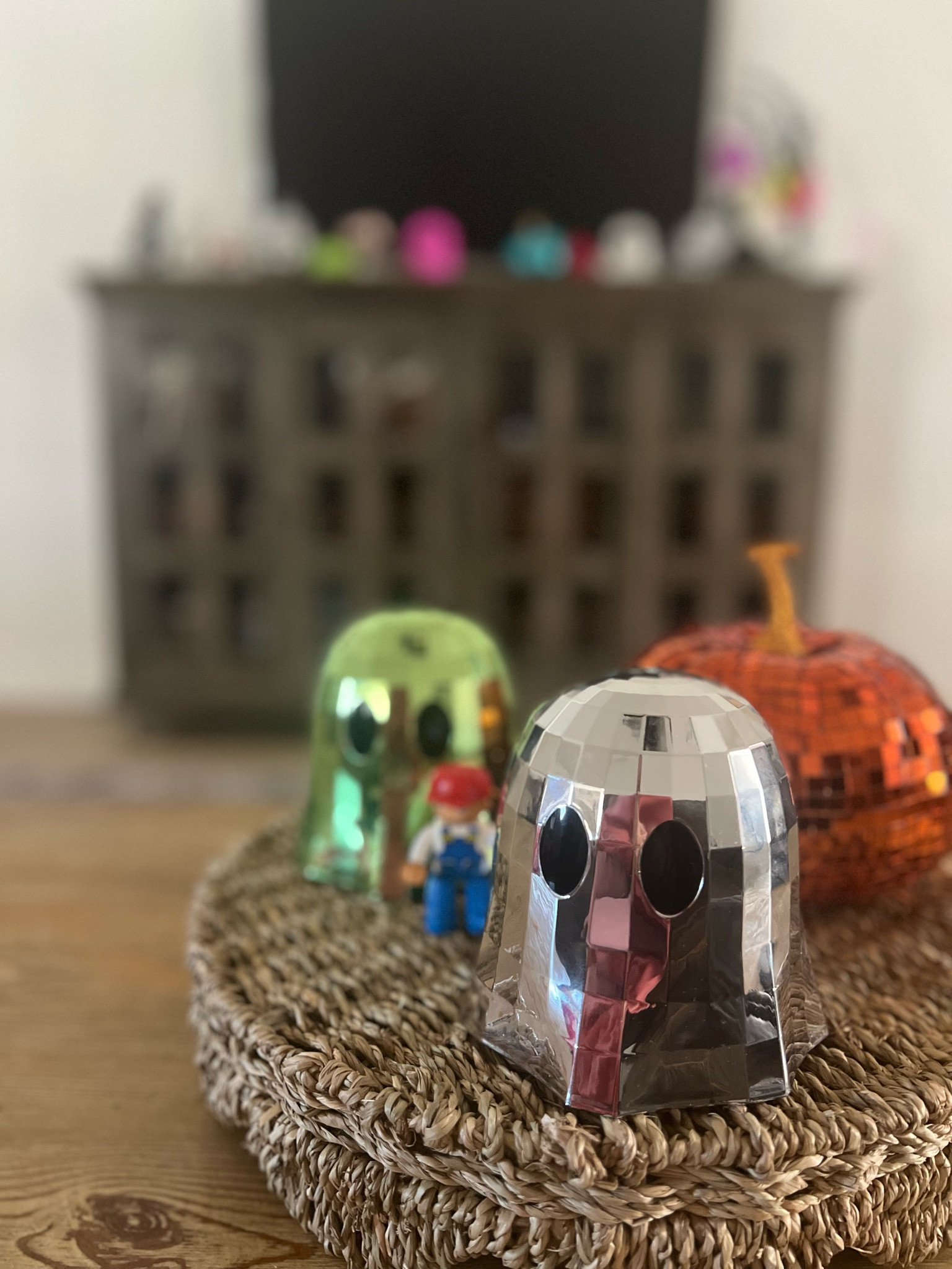 Affordable sparkle pumpkins. Perfect for Halloween and can transition into your fall decor! 

#LTKSeasonal #LTKHalloween #LTKParties