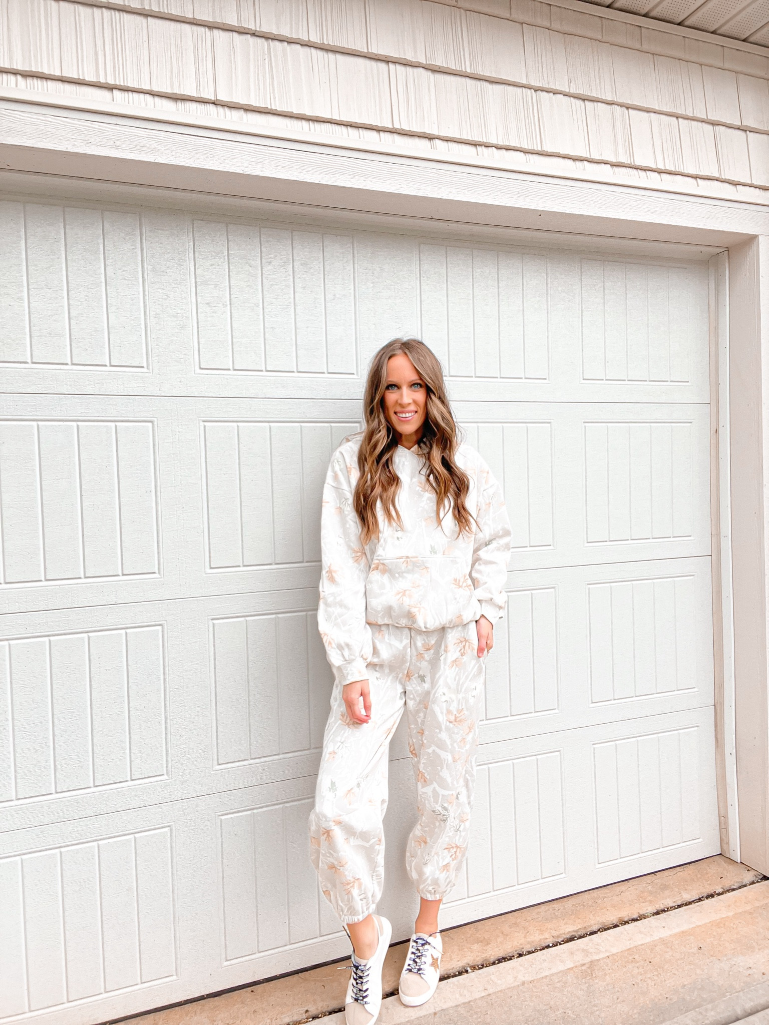 Cozy Amazon set 

True to size 

Camo set, lounge set, Amazon fashion , Amazon sales, travel outfit, two piece set, sneakers, women’s shoes , Amazon deal days  

#LTKFindsUnder50 #LTKStyleTip #LTKSaleAlert