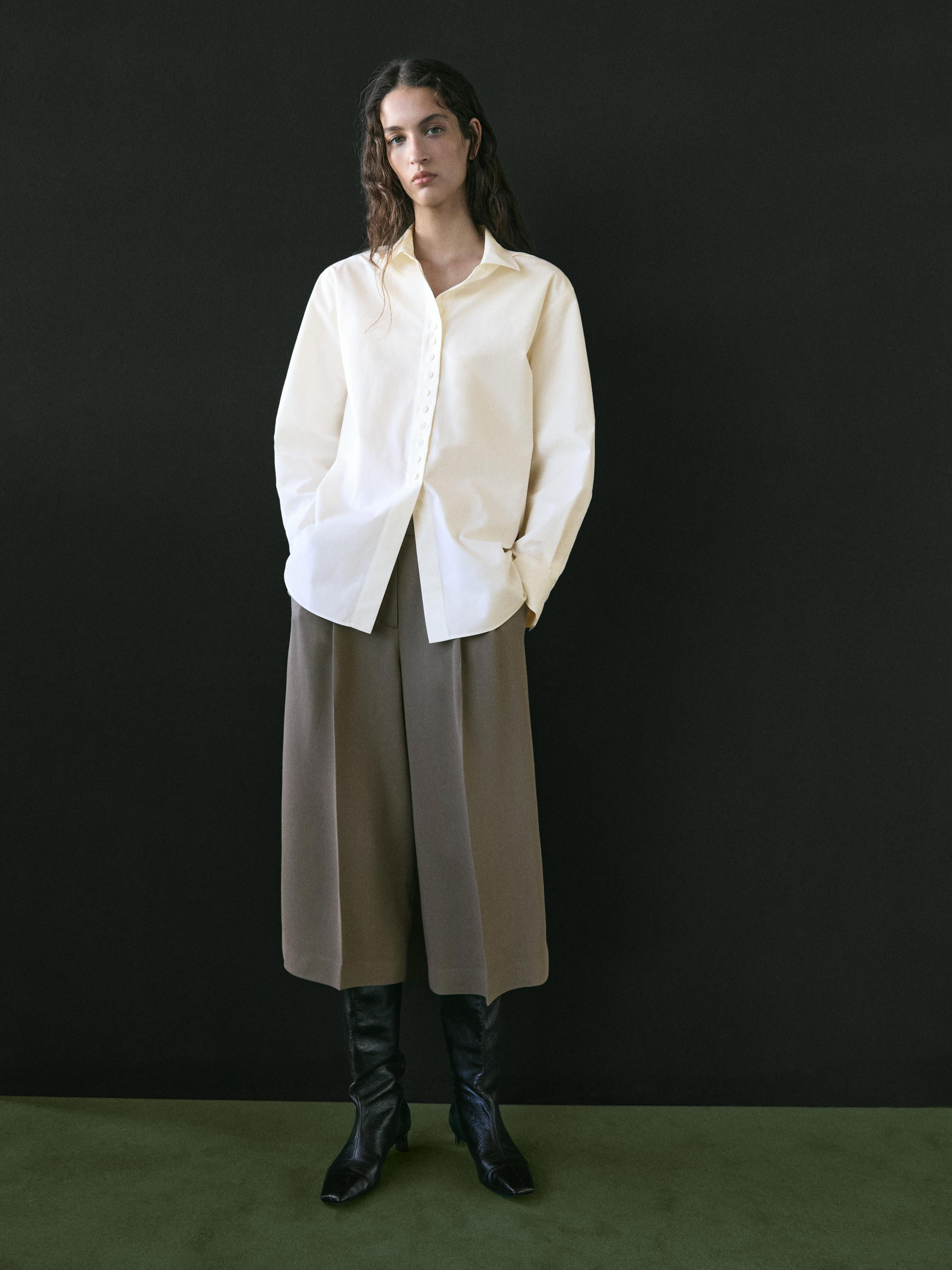 100% cotton shirt with button details | Massimo Dutti UK