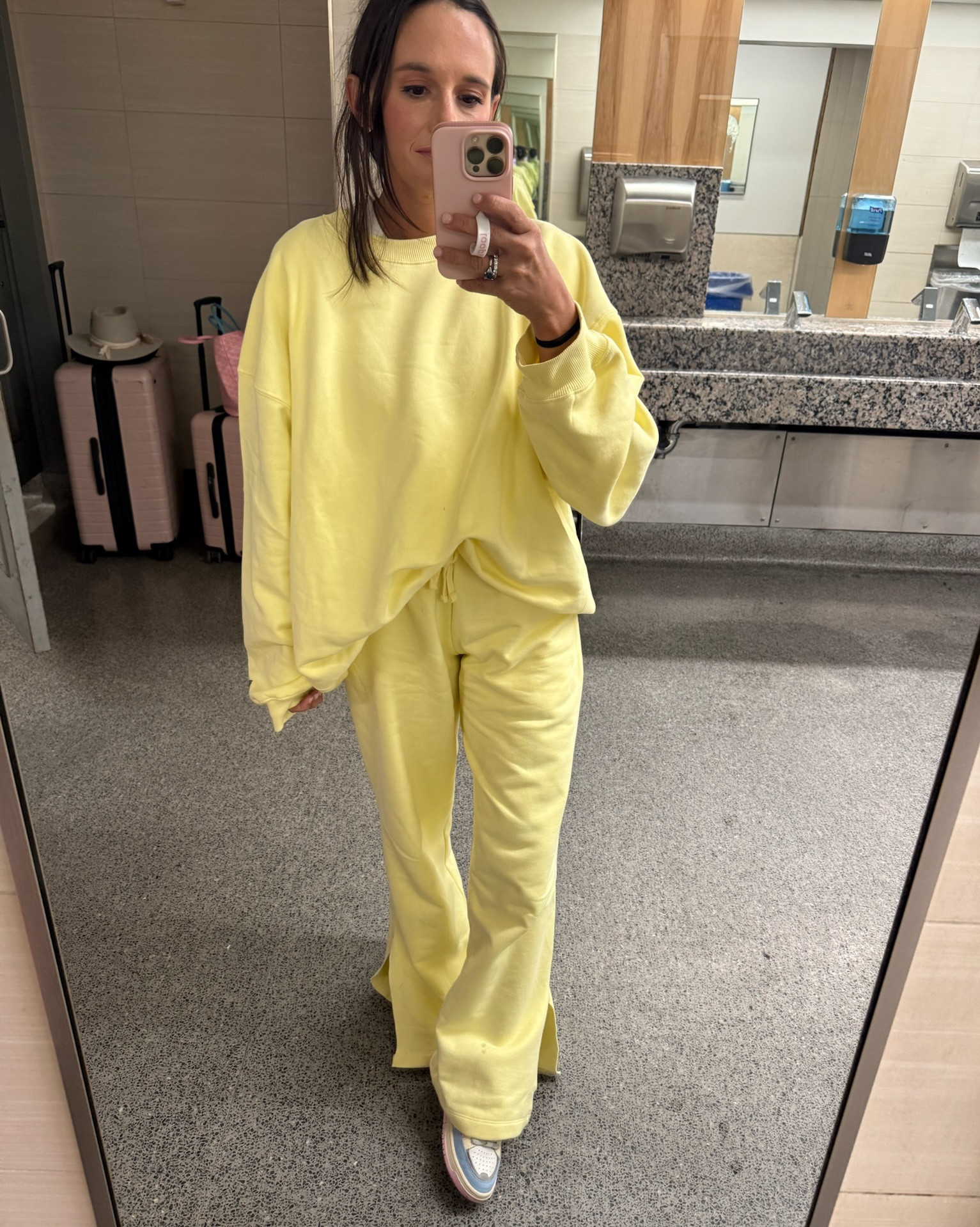 Travel fit that is beyond comfortable! Obsessed with the yellow color!💛

#LTKStyleTip #LTKTravel