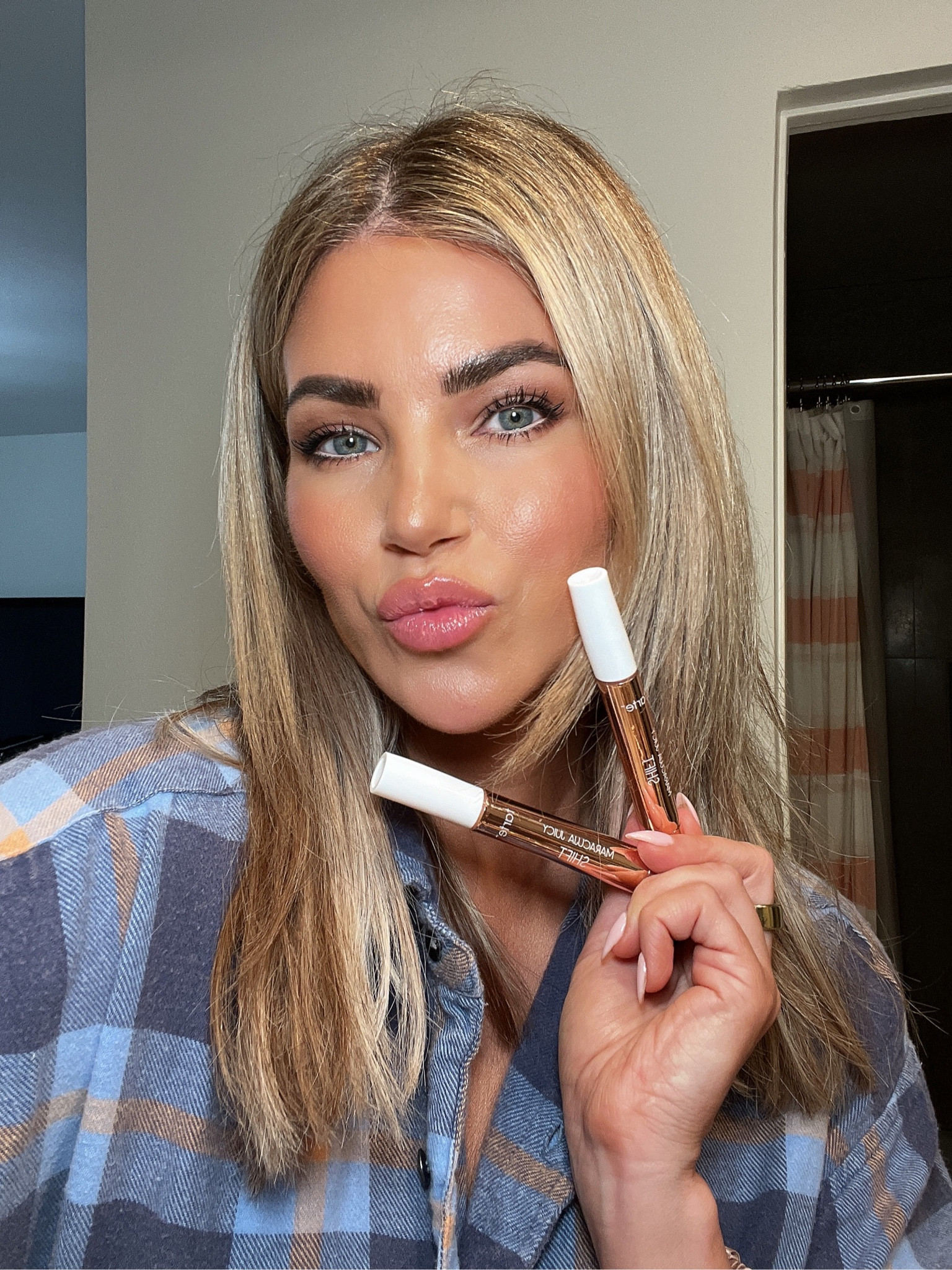 Happy Singles Day from @tartecosmetics!! $11 steals! #tartepartner @shop.LTK #liketkit

#LTKbeauty