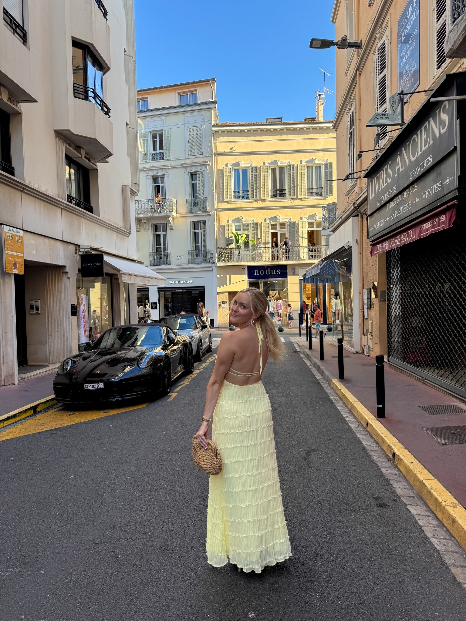 cannes 💛⭐️🌻🌙🐥