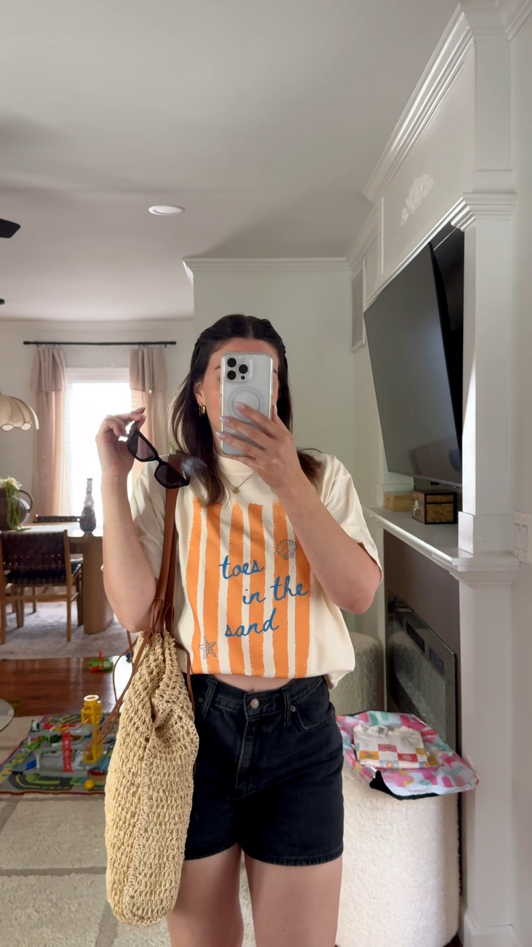 LOVING my new tees from @Mountain Moverz 😍 The shirts are high quality & have beautiful prints that really reflect my own personality. Go check them out now!!

#LTKmomlife #LTKootd #LTKgrwm