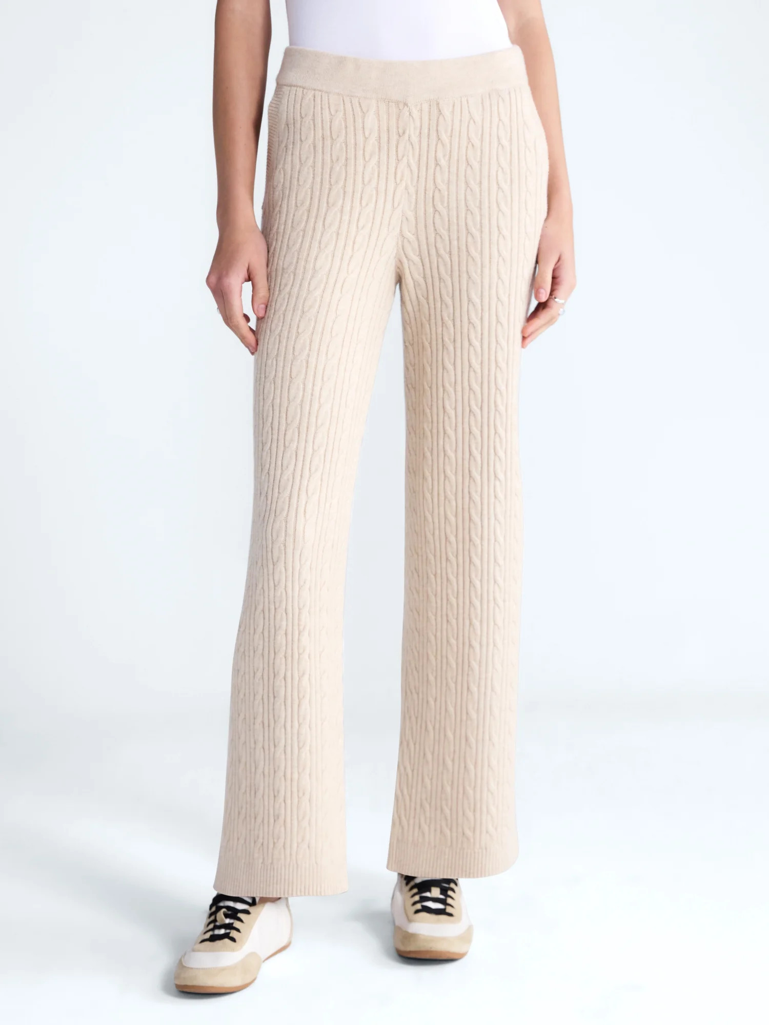 Free Assembly Women's and Women's Plus Cozy Yarn Cable Knit Sweatpants, 28.5" Inseam, Sizes XS-4X - Walmart.com | Walmart (US)