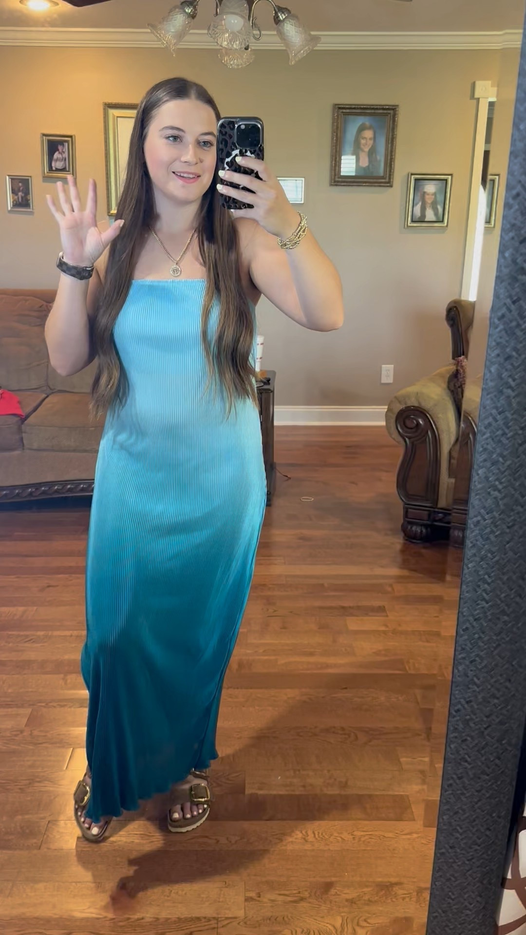 These dress is so pretty in person!! 🤩 

#LTKSeasonal #LTKSummerEdit