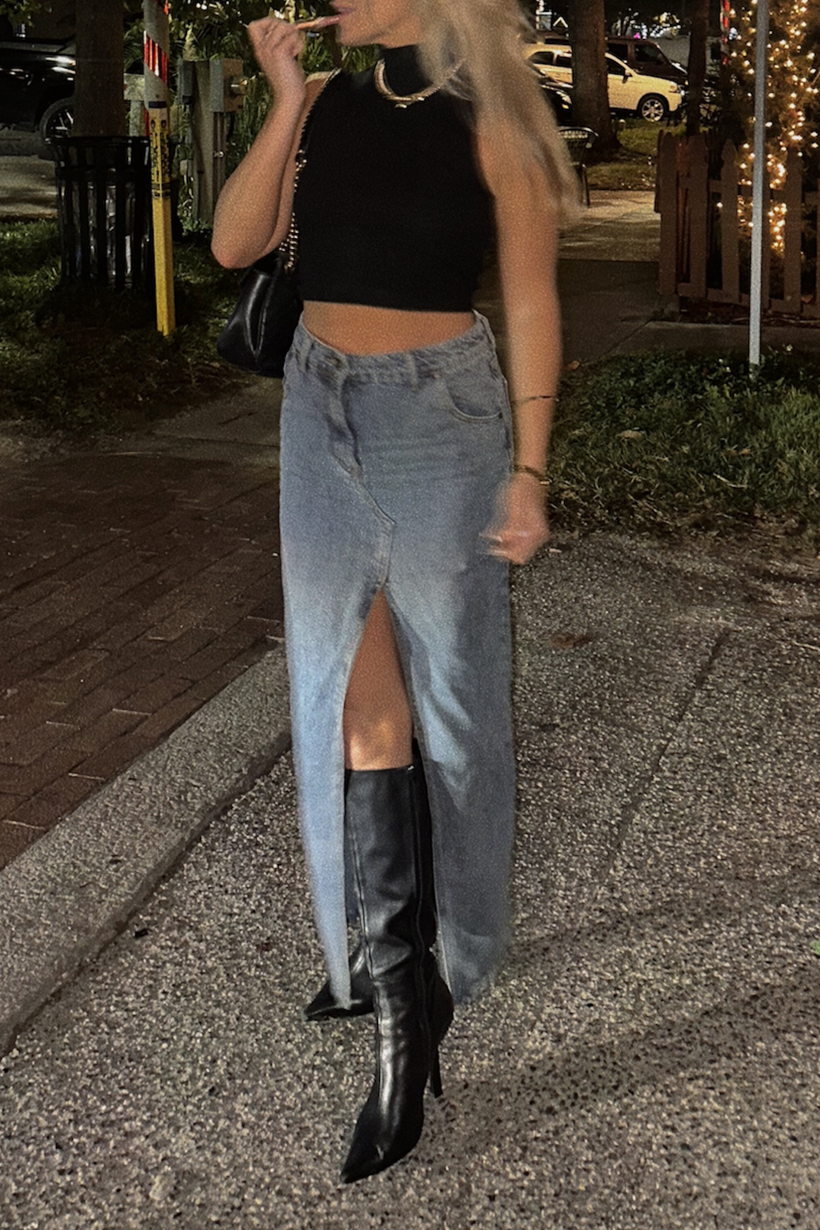 CARLYM for 20% off the skirt!

top: old but linked similar !
denim maxi skirt: size 2
heeled boots: tts

#LTKstyletip #LTKHoliday #LTKSeasonal