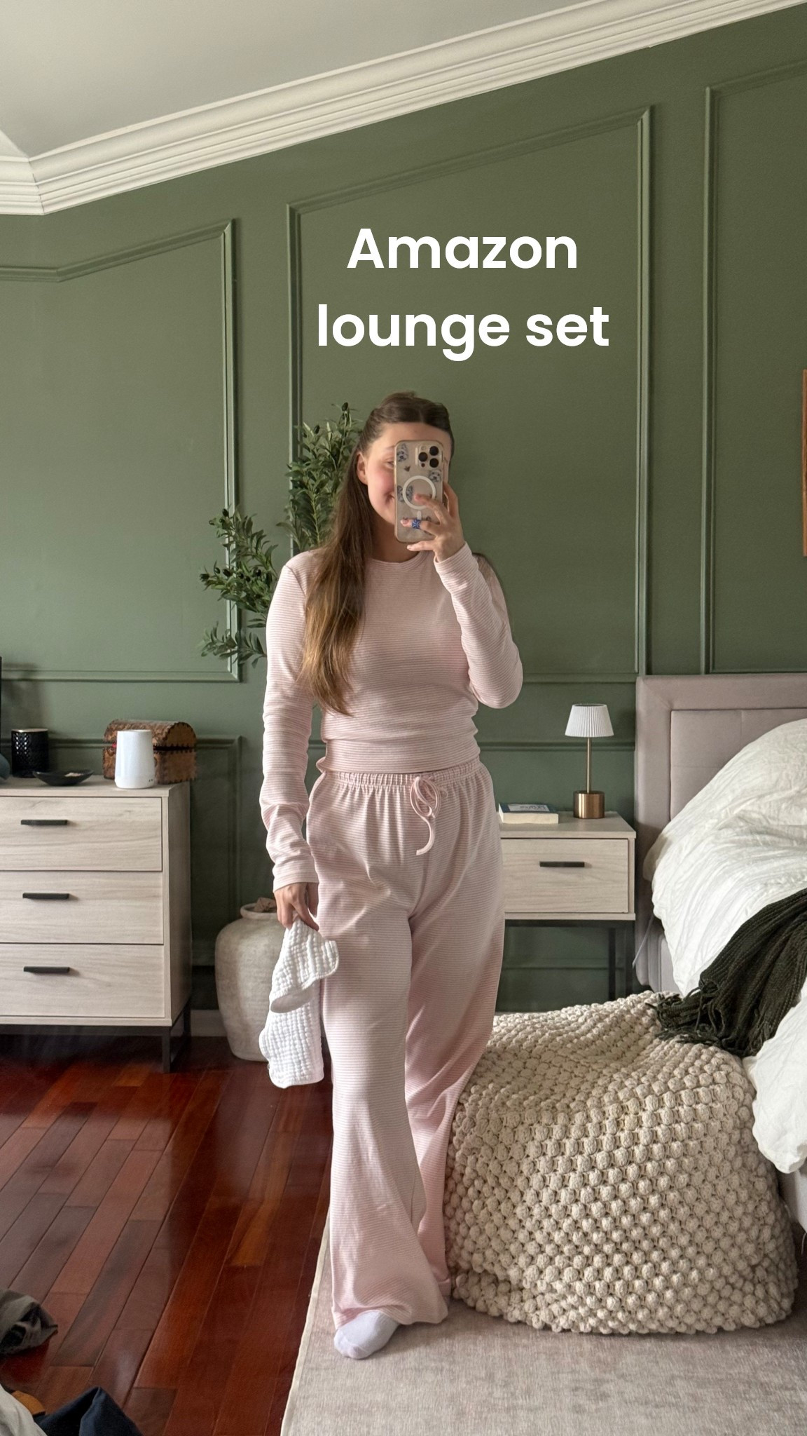 Another set I wear on repeat! I just like the stripes and cozy fit! Size medium ! 

#LTKootd #LTKmomlife