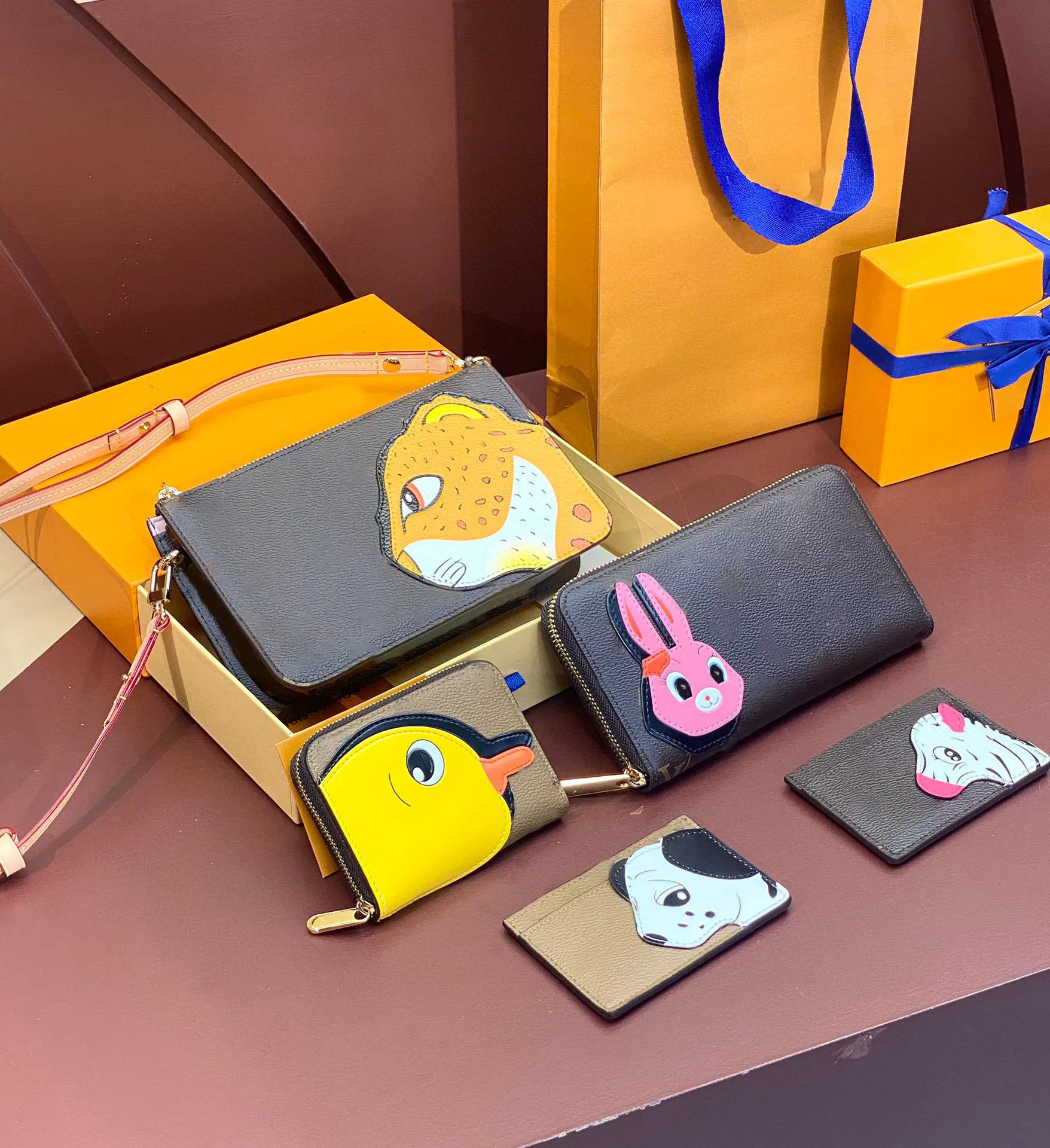 Save Big on Bulk Brazza Wallet Brazza Wallet Stylish Mens Jacket Long Wallet In Brown Animal Patt... | DHGate