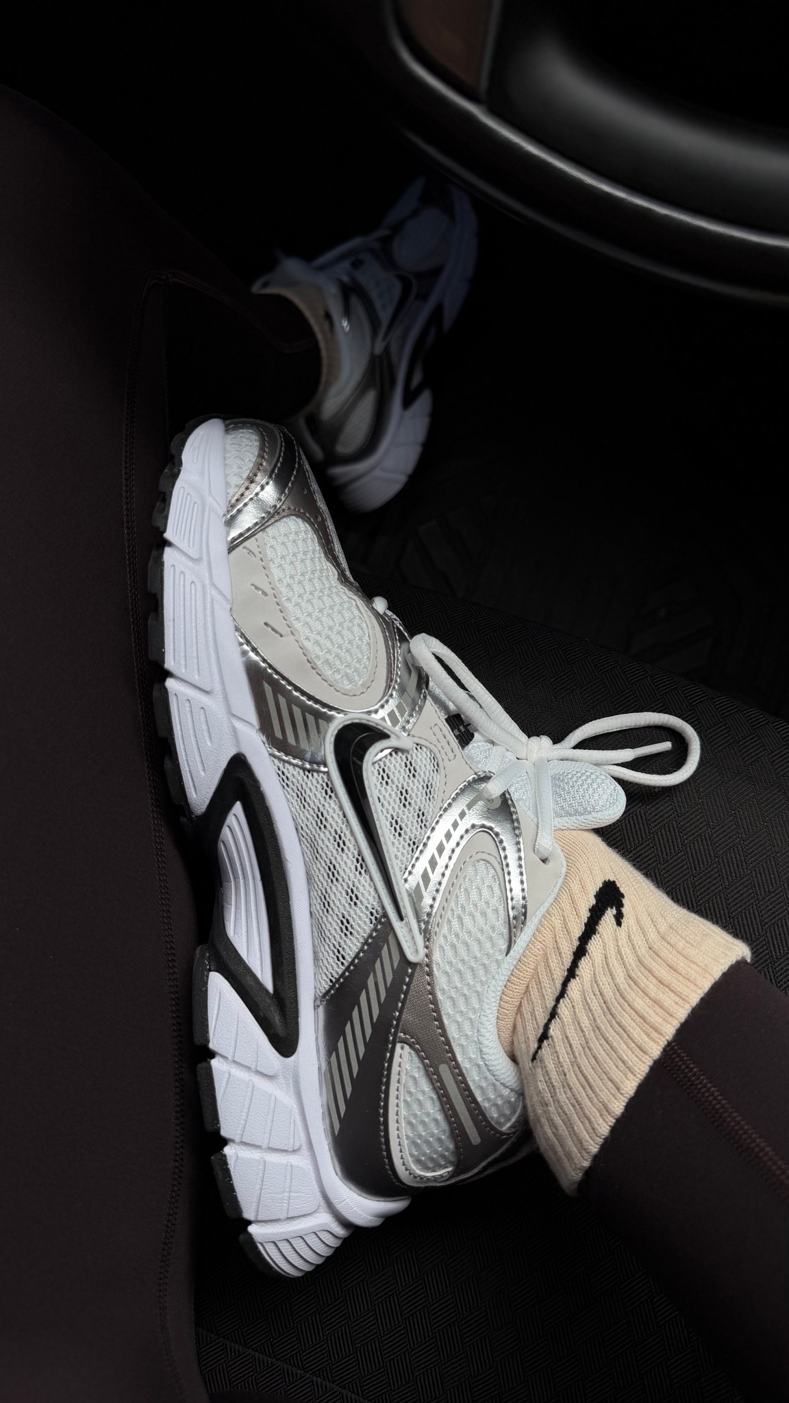 I’m just a neutral gal ! 
These socks come in a pack of 6 different shades of brown 🤎🤎🤎
Shoe size: 8.5 

#LTKootd #LTKActive #LTKfitnessgoals