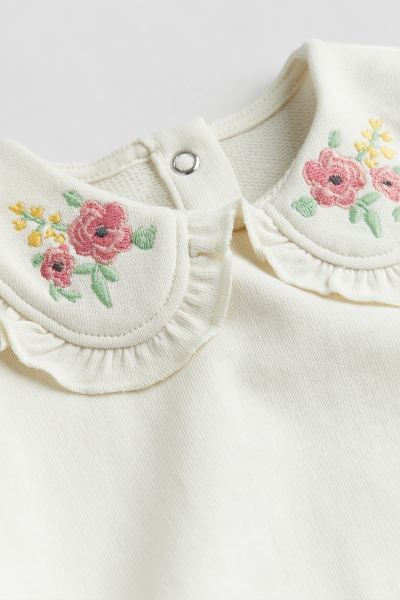 Top with Embroidered Motif - Cream/flowers - Kids | H&M US | H&M (US + CA)
