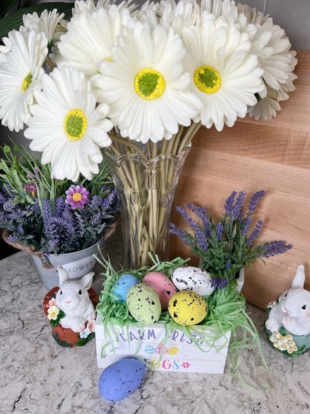 Pretty Spring Daisies and Easter Bunnies and Faux Lavender! Perfect Easter Decor! #home #amazon #amazonhome #founditonamazon #easter #easterdecor #springdecor #fauxflowers #bunny #homedecor #spring #easterbunny #fauxlavender 

#LTKhome