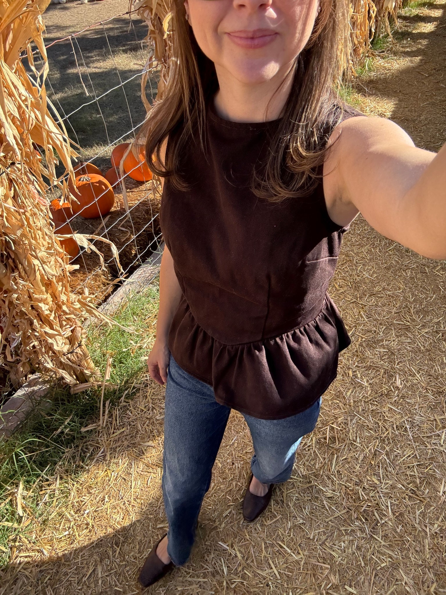 Brown denim top xsmall
Jeans25
Shoes 4