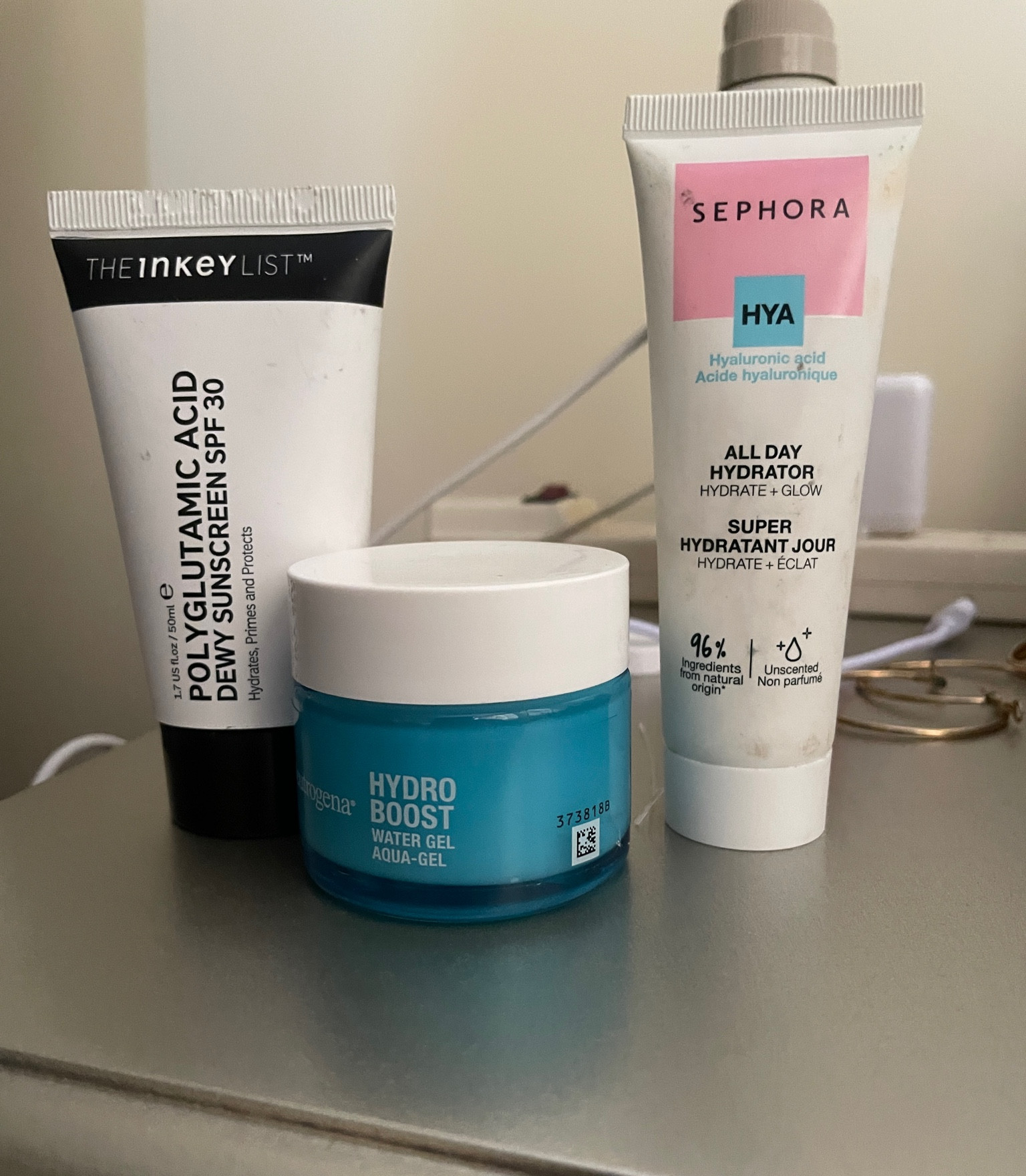 Out in the sun but the skin must stay moisturized, hydrated and sunscreen-ed!