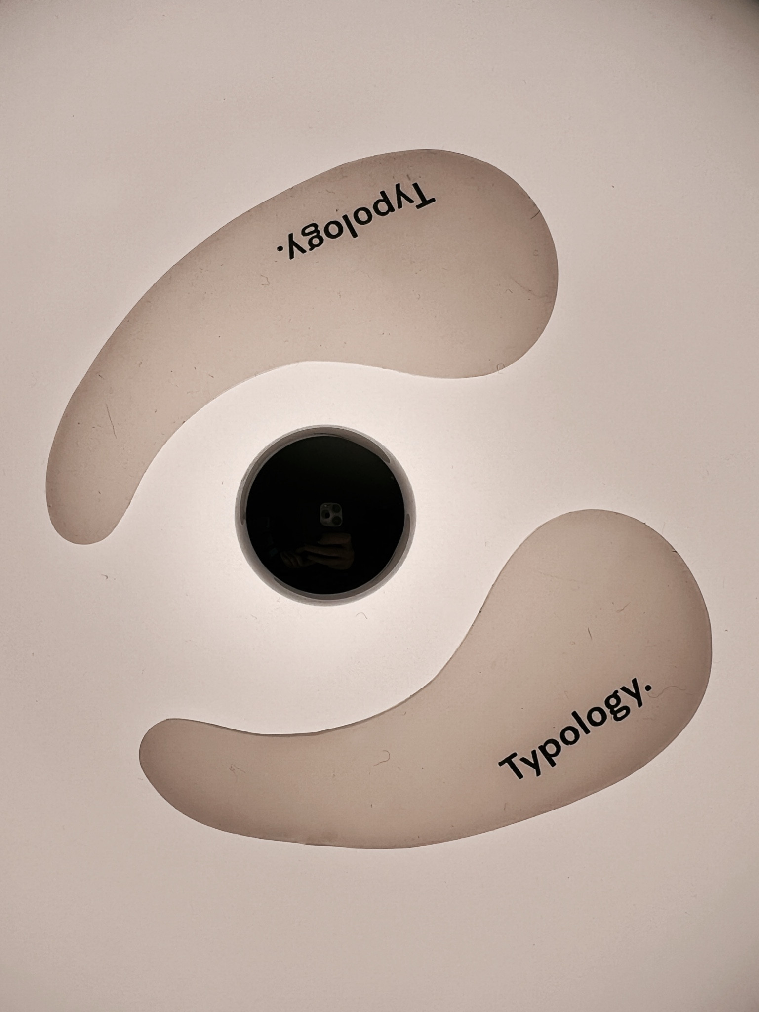 Eye Mask Set for Fine Lines + Reusable Silicone Patches

A complete protocol to smooth dehydration lines and brighten the eye contour area in ten minutes.
The effectiveness of the balm-mask, enriched with plant collagen and polyglutamic acid, is enhanced by the second-skin effect of the silicone patches.

#typology #skincare #reusable #eyepatches #treatyourself

#LTKbeauty #LTKGiftGuide #LTKeurope