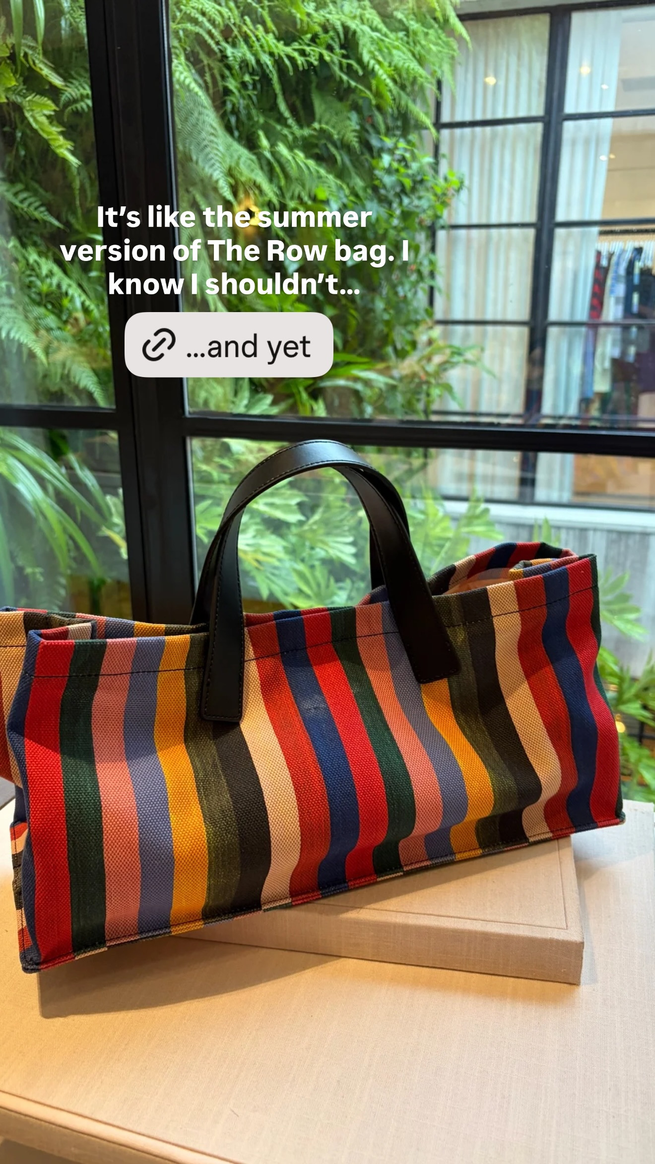 This bag!! Summer stripes 

 
