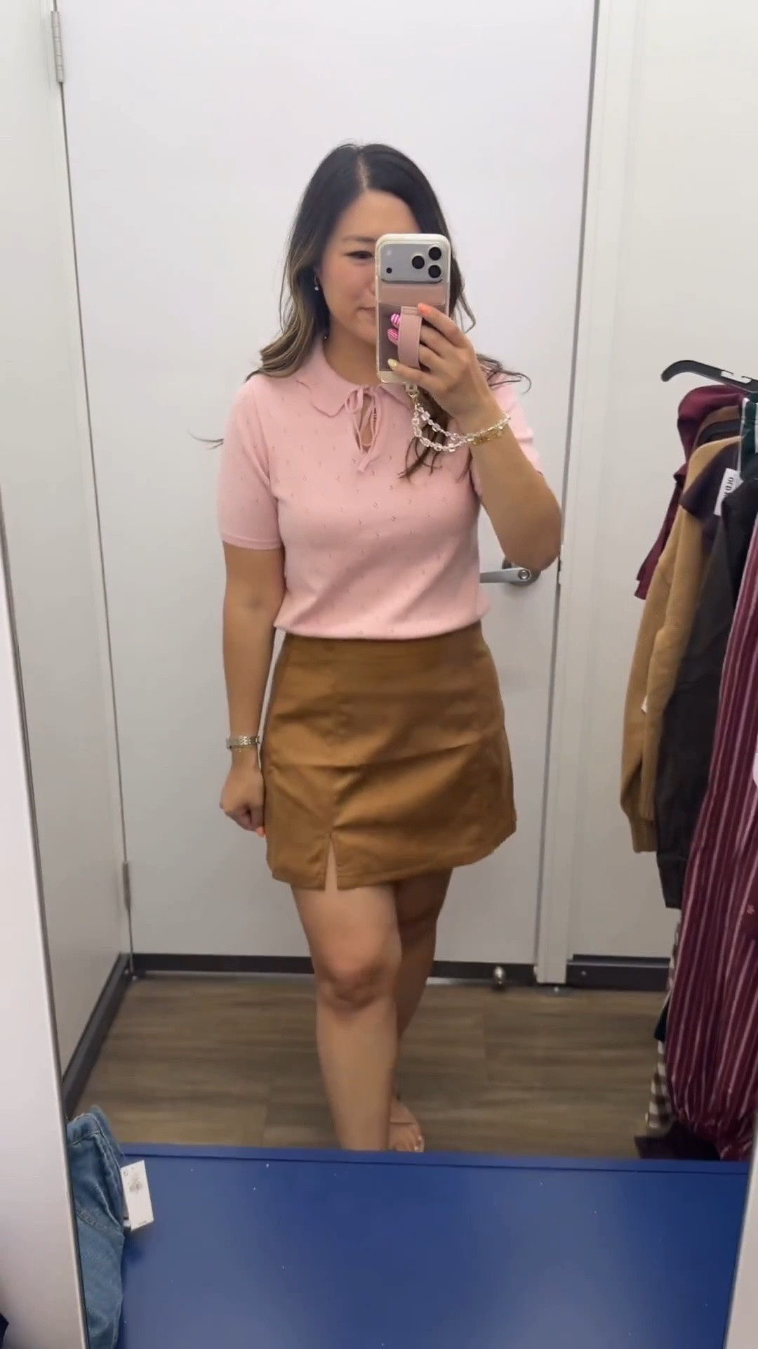Old navy, early fall fashion, outfit idea, affordable fashion, trending, suede mini skirt

#LTKootd #LTKSeasonal #LTKPetite