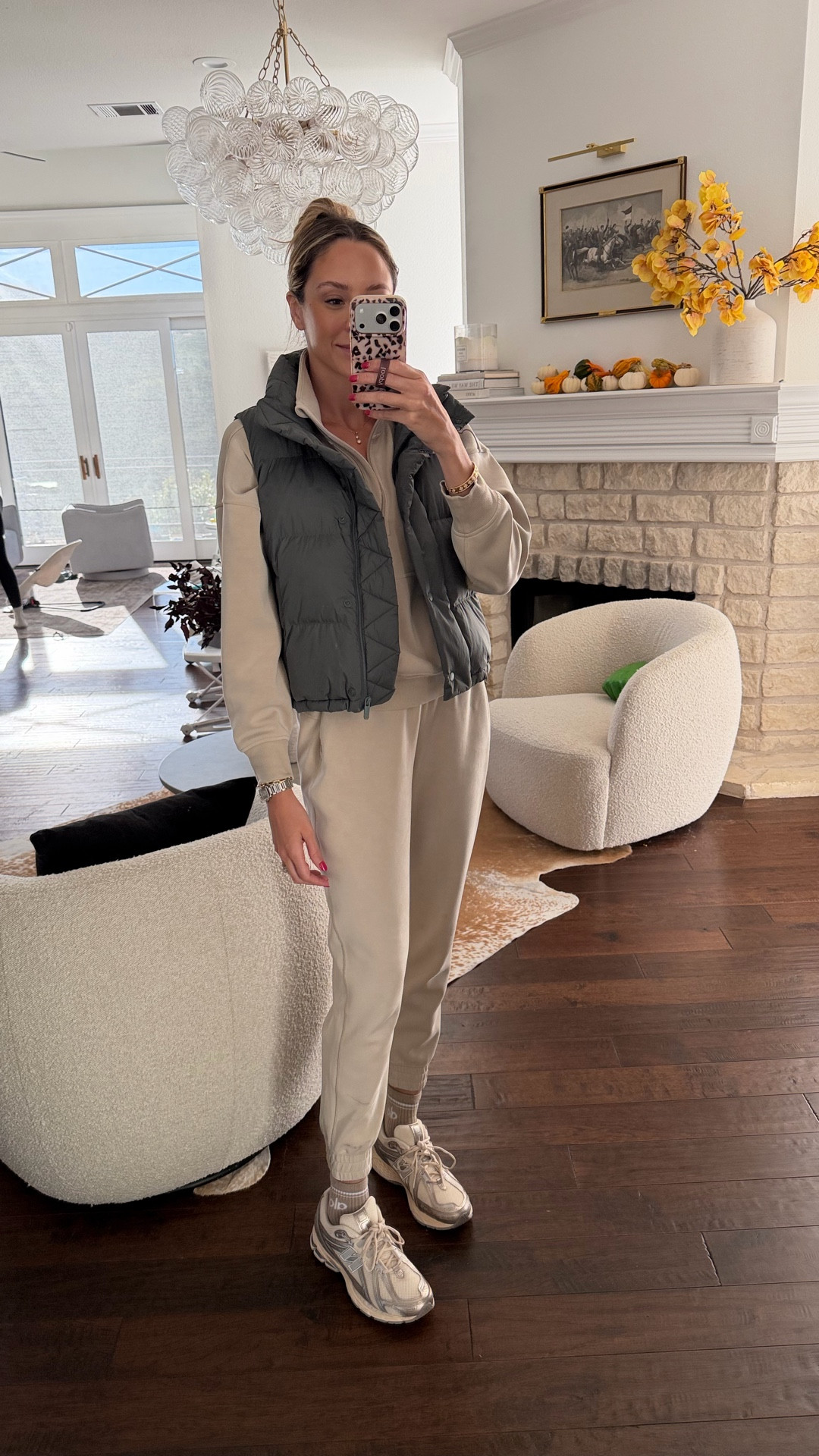 Size M in top and bottom for the set and size 4 vest 

#LTKFindsUnder50 #LTKGiftGuide #LTKTall